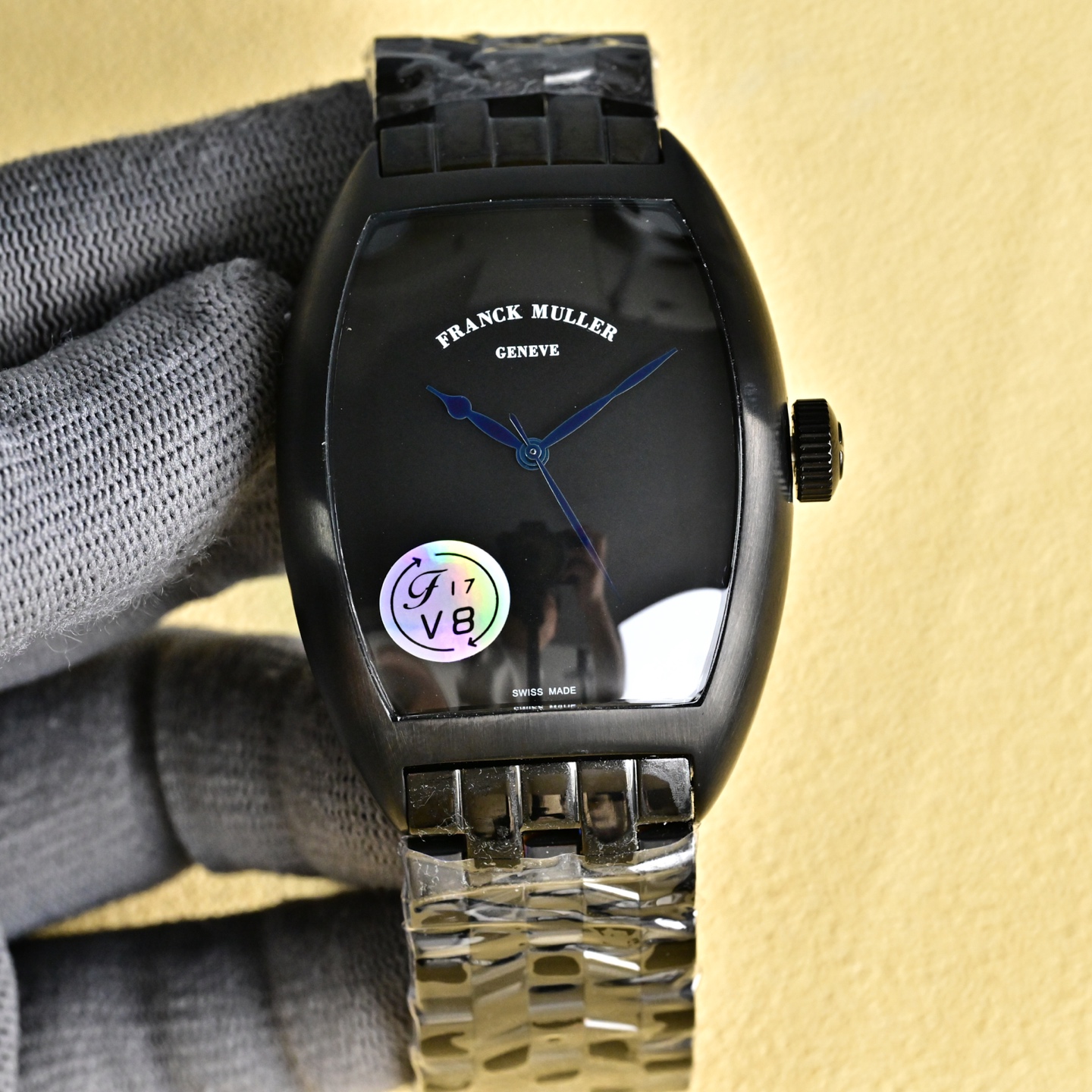 NO:602677,White gold black barrel new product shocking launch [latest] FM multi-functional boutique, three-pin large flywheel design [type] boutique men's watch [strap] genuine cowhide strap [movement] vk quartz movement [mirror] mineral strengthened glass (higher definition) elegant taste vast atmosphere unique ingenuity wrist treasure size diameter 42mm thick 12.5mm hot sale on the market!  Welcome to reprint!  ,,cowhide19860909白 金黑 酒桶新品 震撼上市【最新】 FM 多功能精品,三针大飞轮设计【类型】精品男士腕表【表带】真牛皮表带【机芯】vk石英机芯【镜面】矿物质强化玻璃（更高清） 品味高雅 浩瀚大气 匠心独运 腕间瑰宝 尺寸直径42mm厚12.5mm热卖上市！欢迎转载！,,cowhide,Watch