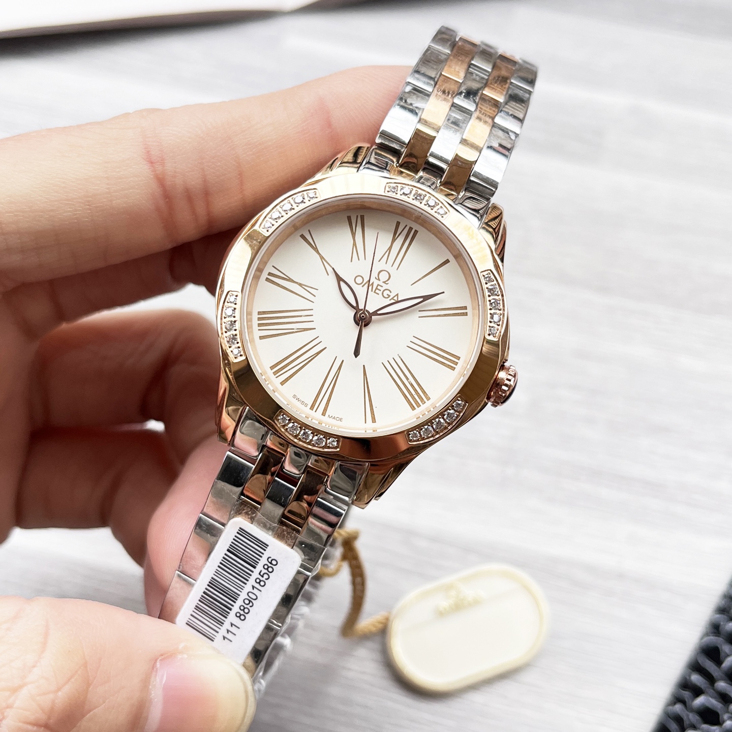 Omega（欧米茄） Style Beige Watches Lookbook Reference image 2