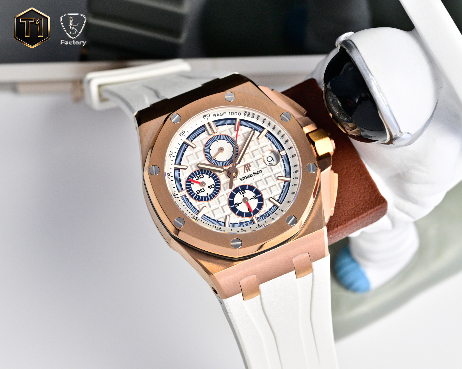 NO:763976,Unified LS.Factory Audemars Piguet Royal Oak Offshore 26401RO.OO.A002CA.02 brand new upgraded version, to eliminate fakes at first glance 1. The movement adopts Shanghai 7750 (12 small seconds) modified Cal.3126 movement, [enlarged magnifying glass calendar, better appearance] quality is more stable. 2. The case is made of Japanese 316  Made of fine steel, the steel case is brighter and brighter (not ordinary 306 steel for market use) 3. The ring is made of Korean imported ceramics (black, blue, green, ceramic ring) and the mirror is sapphire glass 4. The strap is made of imported fluorine rubber tape, which is more comfortable to wear and feels better 5.  The dial is upgraded, the dial pattern is slow-cut by CNC (not hydraulic), the finished pattern is clear, and the iconic squares are now connected to each other by crosses.,,audemars19860909统一 LS .Factory 爱彼 Audemars Piguet  皇家橡树离岸型26401RO.OO.A002CA.02 全新升级版,杜绝一眼假 1, 机芯采用上海 7750（12 小秒）改 Cal.3126 机芯,【加大放大镜日历,更佳美观】质量更稳定. 2, 表壳采用日本 316 精钢打造,显示出钢壳更佳鲜亮（非市场用普通 306 钢） 3, 圈口采用韩国进口陶瓷（有黑色,蓝色,绿色,陶瓷圈口）镜面采用蓝宝石玻璃镜面 4, 表带采用进口氟橡胶胶带,配带起来更加舒服,手感更好 5, 表盘升级,表盘纹路由CNC慢冼（非油压式）,成品纹路清晰,标志性的方形现在通过十字相互连接.,,audemars,Watch