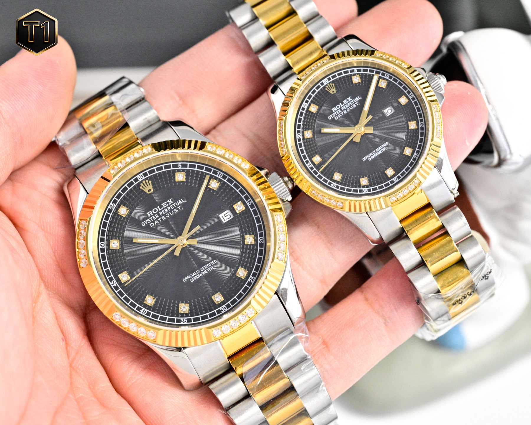 NO:764060,Platinum, the best gift, popular manufacturer, top quality, official website, Swiss quality masterpiece, popular all over the world. For top-notch watches, please look for the best quality [Rolex classic watch]. The only genuine product developed in the market. 1: The case is polished with 316 fine steel. Each case is CNC processed to achieve perfection in all details. 2: It adopts Japanese Observatory level movement. It has been strictly controlled and debugged by our factory to achieve zero repair stability. 3: It adopts Swiss sapphire mirror, which is transparent and bright.  4: Super waterproof to 50 meters, male size 41mm, female size 34mm, rolex19860909白 金 最佳礼品热门大厂顶级品质 官网瑞士品质神作 火爆全球 顶级之作敬请认准最好品质【劳力士经典对表】 市场唯一购买正品开发产品 1:壳套采用316精钢材质打磨 每个壳套全程CNC处理所有细节达到完美 2:采日本天文台级别机芯 经过本厂严格把控 调试 达到零返修稳定性 3:采用瑞士蓝宝石镜面 通透明亮 4:超强防水50米 男尺寸41mm、女尺寸34mm,,rolex,Watch