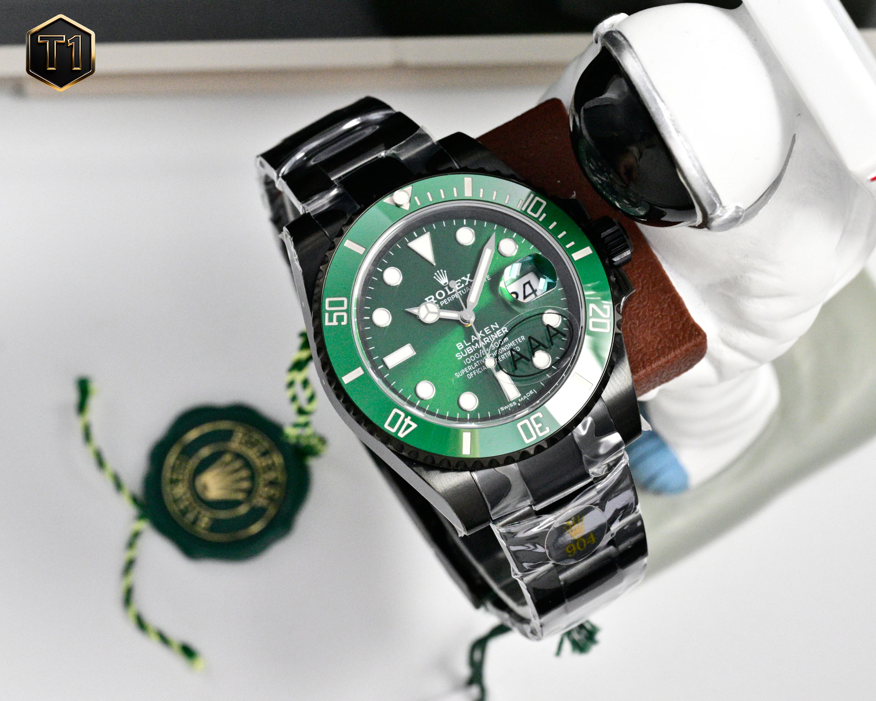 NO:764144,Unified V9-Rolex BLAKEN-Dark Night Black Special Edition. The authentic model was born out of the Black Water Ghost 116610LN, synchronized with all the details on the official website. One watch, one code. New DLC black plating process + anti-fingerprint layer. 904L stainless steel case and bracelet. Extremely detailed dial craftsmanship, equipped with 3135 integrated movement, strong stability!  Diameter 40mm. Thickness 12mm, rolex19860909统一 V9-劳力士BLAKEN-暗夜黑特别版 正品开模脱胎于黑水鬼116610LN,同步官网所有细节.一表一码.全新DLC镀黑工艺+防指纹图层.904L精钢材质表壳与表链.极细致化表盘工艺,搭载3135一体机芯,稳定性强！ 直径40mm. 厚度12mm,,rolex,Watch