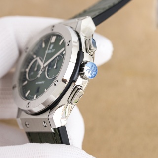 Hublot Classic Fusion Chronograph 45mm detail 9