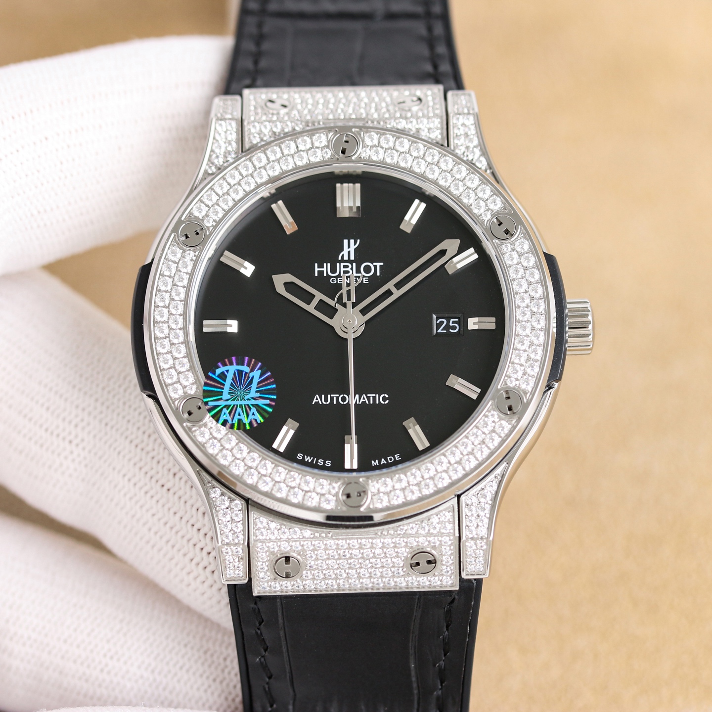 NO:764294,Platinum single diamond, full diamond 300 (actual photo) HB + (Hublot) Hublot classic fusion series!  The upgraded version 11 is made with a diameter of 45mm and took 16 months. The case is made of the same steel as the original. This model has a polished brushed surface. The brushing is neat and delicate, with smooth lines. The 6 H-shaped titanium screws in the ring are completely interchangeable with the original. We strive to restore it to the extreme!  The literal color was confirmed after ten months of repeated debugging by the watchmaker, and the color difference was restored to 98%. The literal font used 3D printing technology, and the stroke by stroke, size and thickness of the letters were completely restored to the original!  The movement adopts (9015 zero repair), the size of the movement is exactly the same as the original one, integrating classics!  Brand new masterpiece, pursuit of perfection, welcome your tasting!  ,19860909白 金 单钻 满钻300（实拍图）HB +（宇舶）恒宝经典融合系列！升级版11打造 直径45mm,耗时16个月,表壳采用同正品一致的钢打造而成,此款乃抛光拉丝面,拉丝整洁细腻,线条流畅,圈口6颗H型钛螺丝可与正品完全互换,力争还原到极致！字面颜色在制表师反复调试十个月后才确认样板,色差还原98,字面字体采用3D印刷工艺,字母的一笔一划,大小粗细完全还原正品！机芯采用（9015零返修）,机芯大小和正品完全一致,融合经典！全新力作 追求完美 欢迎您的品鉴！,,Watch