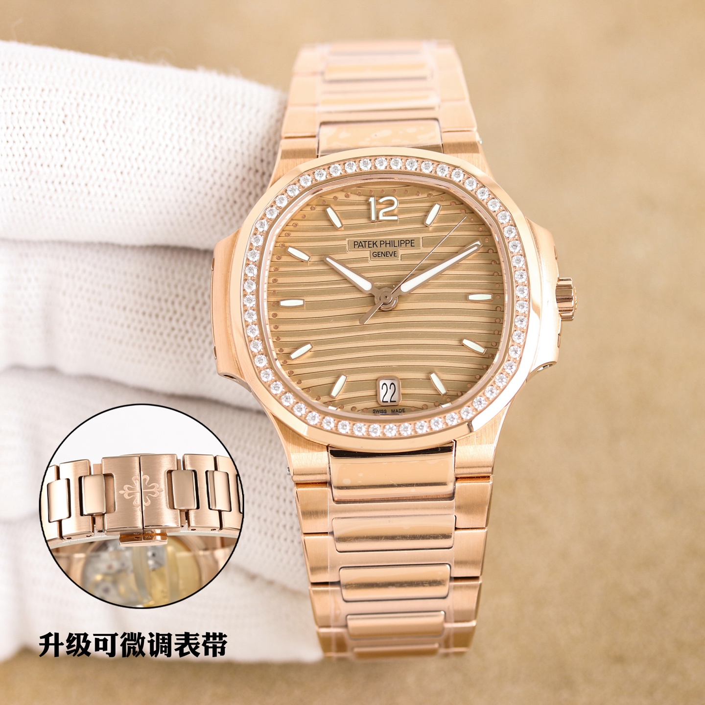 NO:764297,White gold, diamond, DDS, the most beautiful Nautilus 71181: The most matching version on the Internet, silvery white, white background, silver brushed wavy plain pattern, showing charming luster in the light. 2: The chamfered edge of the dial scale is consistent with the original version, and the beading on the edge of the scale is consistent with the original version. The exquisite size. 3: The matching lug positions have smooth edges and smooth arc edges. 4: The CNC chamfering of the four ear corners of the matching case is consistent with the original version.  5: The size of the matching bottom cover lug hook lock case structure is precise and meticulous. 6: The sand lines on the strap are fine and even, no thickness, no broken lines, the light position is three-dimensional and straight, and the brightness is super bright. 7: Dandong factory custom-made 324 integrated movement 3.4 thickness, fine engraving craftsmanship, original factory product with stable quality. 8 Full tungsten steel automatic thallium weight is the same as the original version. It has enough power to drive without breaking the chain.  9. The automatic thallium shading is fine lines according to the first stripe of the original version, and the leaf pattern is finely carved in a 1-1 ratio. The thallium piece has a beveled edge and follows the original version.19860909白 金 钻 DDS最美鹦鹉螺71181:全网最对版银光白,白色底纹银色拉丝波浪平纹在光线下呈现迷人光泽 2:表版刻度倒角边缘与原版一致,刻度边缘罗珠与原版一致精美尺寸. 3:对版耳位光边圆弧弧弯光边线条均匀流畅 4: 对版表壳四个耳角鹰嘴cnc倒角与原版一致 5:对版底盖凸耳挂钩锁壳结构尺寸精准细致 6: 表带砂纹线条细腻均匀 无粗细 无断纹 光位立体笔直光度超级光亮.7:丹东厂定制324一体机芯3.4厚度精雕刻字工艺原厂出品品质稳定 8全钨钢自动铊重量与原版一致重量足动力带得动,不会出现断链 9自动铊底纹按照原版第一条条纹为细纹,精雕树叶花纹1-1比例铊片带斜光边跟足原版,,,Watch