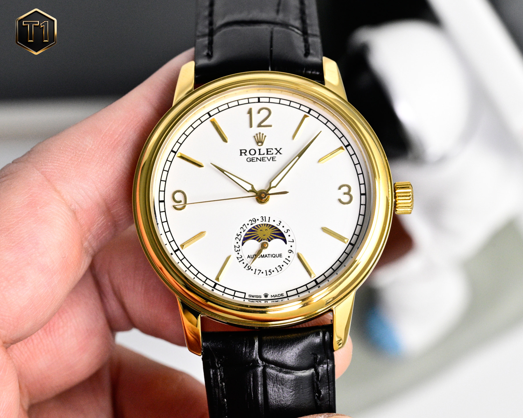 NO:819696,Platinum 2026 The latest masterpiece of the Taiwan factory, the latest recommended model of the highest version on the market, the Rolex Cellini moon phase series. The men's watch is simple yet elegant [Victory] equipped with a precise Swiss ETA2824-2 movement (6-digit true calendar and 24-hour sun, moon and stars function) 40mm diameter, 316 stainless steel case, wear-resistant and scratch-resistant sapphire glass, original quality pin buckle, super waterproof function, and Italian cowhide to make the wrist more fit and comfortable!  The Rolex produced by the TW factory fully embodies the purest tradition of the fine watchmaking industry!  Suitable for various business occasions, simple and refined yet elegant, rolex, cowhide19860909白 金 2026台湾厂最新力作,市场最高版本最新推荐款,劳力士切利尼月相系列.男士腕表简单不失大气[胜利]搭载精准瑞士ETA2824-2机芯（6字位真日历与24小时日月星辰功能）40mm表径,316精钢表壳,耐磨抗刮蓝宝石玻璃,原装品质针扣,具备超强防水功能,搭配意大利牛皮让手腕更贴合舒适！TW工厂出品的劳力士充分体现了高级制表业最纯粹的传统！适合各种商务场合,简敛精致不失优雅,,rolex,cowhide,Watch