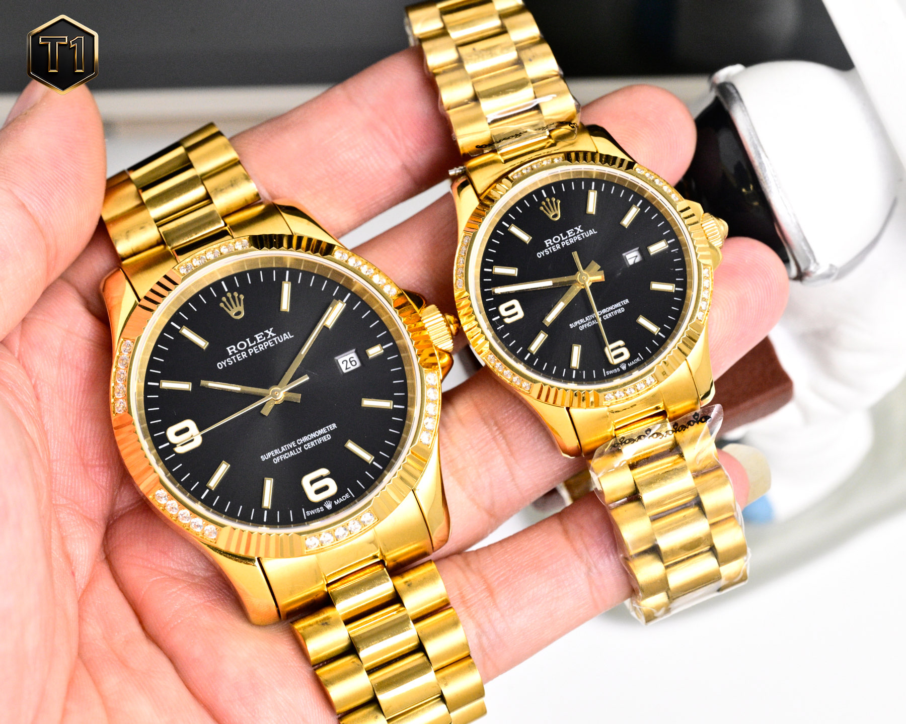 NO:819776,Platinum, the best gift, popular manufacturer, top quality, official website, Swiss quality masterpiece, popular all over the world. For top-notch watches, please look for the best quality [Rolex classic watch]. The only genuine product developed in the market. 1: The case is polished with 316 fine steel. Each case is CNC processed to achieve perfection in all details. 2: It adopts Japanese Observatory level movement. It has been strictly controlled and debugged by our factory to achieve zero repair stability. 3: It adopts Swiss sapphire mirror, which is transparent and bright.  4: Super waterproof to 50 meters, male size 41mm, female size 34mm, rolex19860909白 金 最佳礼品热门大厂顶级品质 官网瑞士品质神作 火爆全球 顶级之作敬请认准最好品质【劳力士经典对表】 市场唯一购买正品开发产品 1:壳套采用316精钢材质打磨 每个壳套全程CNC处理所有细节达到完美 2:采日本天文台级别机芯 经过本厂严格把控 调试 达到零返修稳定性 3:采用瑞士蓝宝石镜面 通透明亮 4:超强防水50米 男尺寸41mm、女尺寸34mm,,rolex,Watch