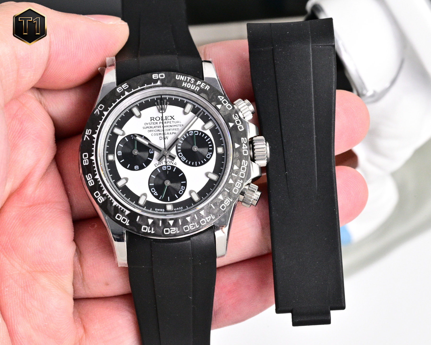 NO:819997,Unified M.Factory, clean. New product launch. In order to satisfy the preferences of major buyers, optional designs are now available. You can choose any diamond ring, lettering, shell case, tape, or steel belt. The newly launched modified Daytona watch is equipped with Dandong 4802 and Dandong 4130 movements. It is paired with dazzling sapphires and cultured diamonds. The modified watch not only has a completely new appearance, but also achieves a qualitative leap in performance and function.  Whether it is a classic replica that pursues retro charm, or a fashion innovation that showcases modern technology; whether it is a unique customization that highlights your personal taste, or a cross-border design that incorporates multicultural elements, we can meet your every need and expectation for watch modifications. Let your watch no longer be a cookie-cutter timekeeping tool, but a fashion accessory that highlights your unique style and personality, and a focus piece that you can confidently wear on any occasion.  In this ever-changing era, let us embark on an extraordinary journey of watch modification together, reshape time with creativity and enthusiasm, and make every passing second a wonderful bloom of personality and taste. Promotion, steel belt comes with tape. Choose any color [Celebrate][Celebrate][Celebrate],19860909统一 M.Factory,clean.新品上市 为了满足各大买家的喜爱,现推出选配设计,可任选钻圈,字面,壳套任意搭配,胶带,钢带款 全新推出改装品迪通拿改表,搭载丹东4802,丹东4130机芯 . 搭配炫彩夺目耀眼的蓝宝石跟培育钻.改装后的手表,不仅在外观上焕然一新,更在性能与功能上实现了质的飞跃. 无论是追求复古韵味的经典复刻,还是展现现代科技感的时尚创新；无论是彰显个性品味的独特定制,还是融合多元文化元素的跨界设计,我们都能满足您对手表改装的每一个需求与期待.让您的手表不再是千篇一律的计时工具,而是成为彰显您独特风格与个性魅力的时尚配饰,是您在任何场合都能自信佩戴的焦点之作. 在这个瞬息万变的时代,让我们一同踏上手表改装的非凡之旅,用创意与热情重塑时光,让每一秒的流逝都成为个性与品味的精彩绽放. 优惠活动,钢带送胶带.颜色任选[庆祝][庆祝][庆祝],,Watch