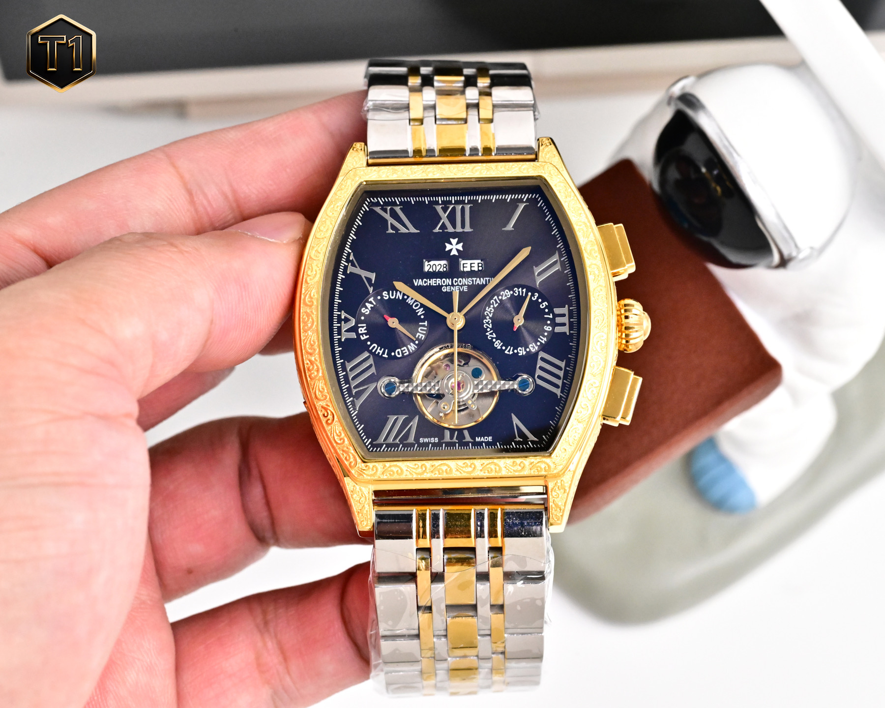NO:850091,Platinum barrel new product shocking launch [latest] Vacheron Constantin multi-functional boutique, three-needle large flywheel design [type] boutique men's watch [strap] genuine cowhide strap [movement] high-end fully automatic mechanical movement [mirror] mineral strengthened glass (higher definition) elegant taste vast atmosphere unique ingenuity wrist treasure size 42mm diameter 12.5mm thick hot sale on the market!  Welcome to reprint!  ,,vacheron,cowhide19860909白金 酒桶新品 震撼上市【最新】江诗丹顿 多功能精品,三针大飞轮设计【类型】精品男士腕表【表带】真牛皮表带【机芯】高端全自动机械机芯【镜面】矿物质强化玻璃（更高清） 品味高雅 浩瀚大气 匠心独运 腕间瑰宝 尺寸直径42mm厚12.5mm热卖上市！欢迎转载！,,vacheron,cowhide,Watch