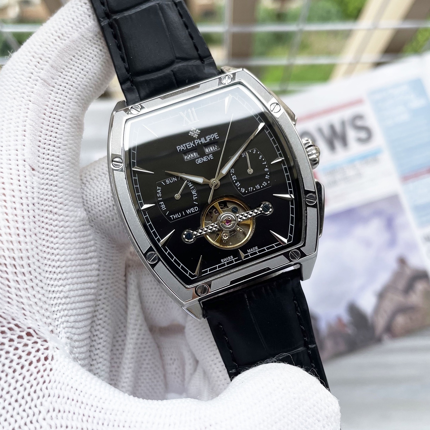 NO:850637,[Famous Swiss watches produce top-notch products] Platinum barrel new products shocking launch [Latest] Patek Philippe multi-functional boutique, three-needle large flywheel design [Type] boutique men's watch [strap] genuine cowhide strap [movement] high-end fully automatic mechanical movement [mirror] mineral-strengthened glass (higher definition) elegant taste vast atmosphere unique ingenuity wrist treasure size 42mm diameter 12.5mm thick hot sale on the market!  Welcome to reprint!  ,,patek philippe,cowhide19860909【名匠瑞表出品顶级】 白金 酒桶新品 震撼上市【最新】百达翡丽 多功能精品,三针大飞轮设计【类型】精品男士腕表【表带】真牛皮表带【机芯】高端全自动机械机芯【镜面】矿物质强化玻璃（更高清） 品味高雅 浩瀚大气 匠心独运 腕间瑰宝 尺寸直径42mm厚12.5mm热卖上市！欢迎转载！,,patek philippe,cowhide,Watch
