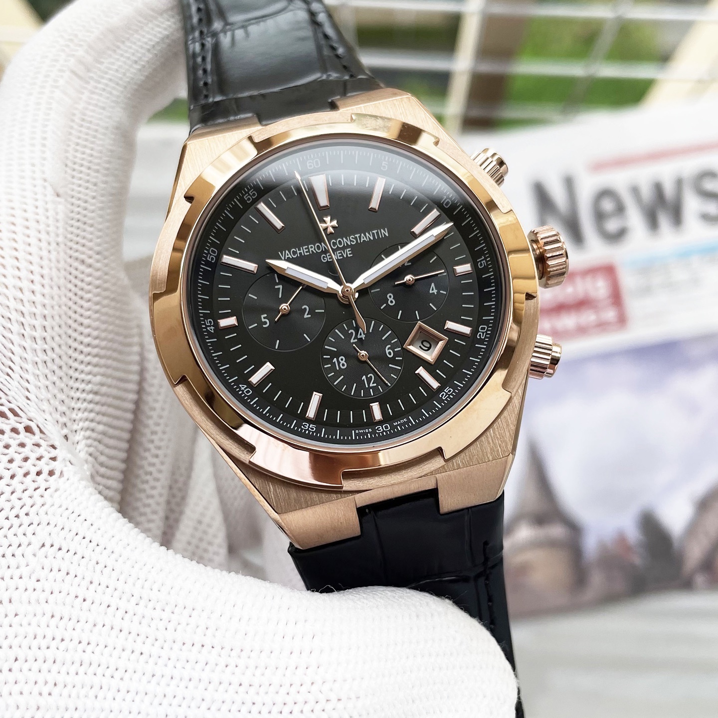 NO:850606,[Top-grade products from famous Swiss watches] White gold, white steel, steel 510, new product, Vacheron Constantin, VC Vacheron Constantin, A Taste of the Classic Beauty of the Overseas Series 5520v/210, the Vacheron Constantin Overseas Series, Retrograde Date Watch, can be called a milestone of extraordinary significance. It embodies the horological complications of Geneva's long tradition of watchmaking, and reflects the wonderful fusion of extraordinary skills and the fashion of the times.  It uses a self-made fully hollow tourbillon movement with a diameter of 42.5 mm. The steel belt can also be freely replaced with matching tape!  All watch friends are welcome to taste it. We recommend men’s multifunctional mechanical watches, Vacheron19860909【名匠瑞表出品顶级】 白 金 白钢 枚钢510 新品 江诗丹顿 VC Vacheron constantin 纵横四海系列5520v/210经典之美品鉴江诗丹顿 纵横四海系列 逆跳日历款腕表 型 堪称意义非凡的里程碑之作.凝聚着日内瓦悠久制表传统的钟表复杂功能,体现出超凡技艺与时代风尚的绝妙融合. 采用自制全镂空陀飞轮机芯 直径42.5毫米钢带 同时另可自由更换搭配胶带 皮带！ 欢迎各大表友品鉴.精致推荐男士多功能机械腕表,,vacheron,Watch