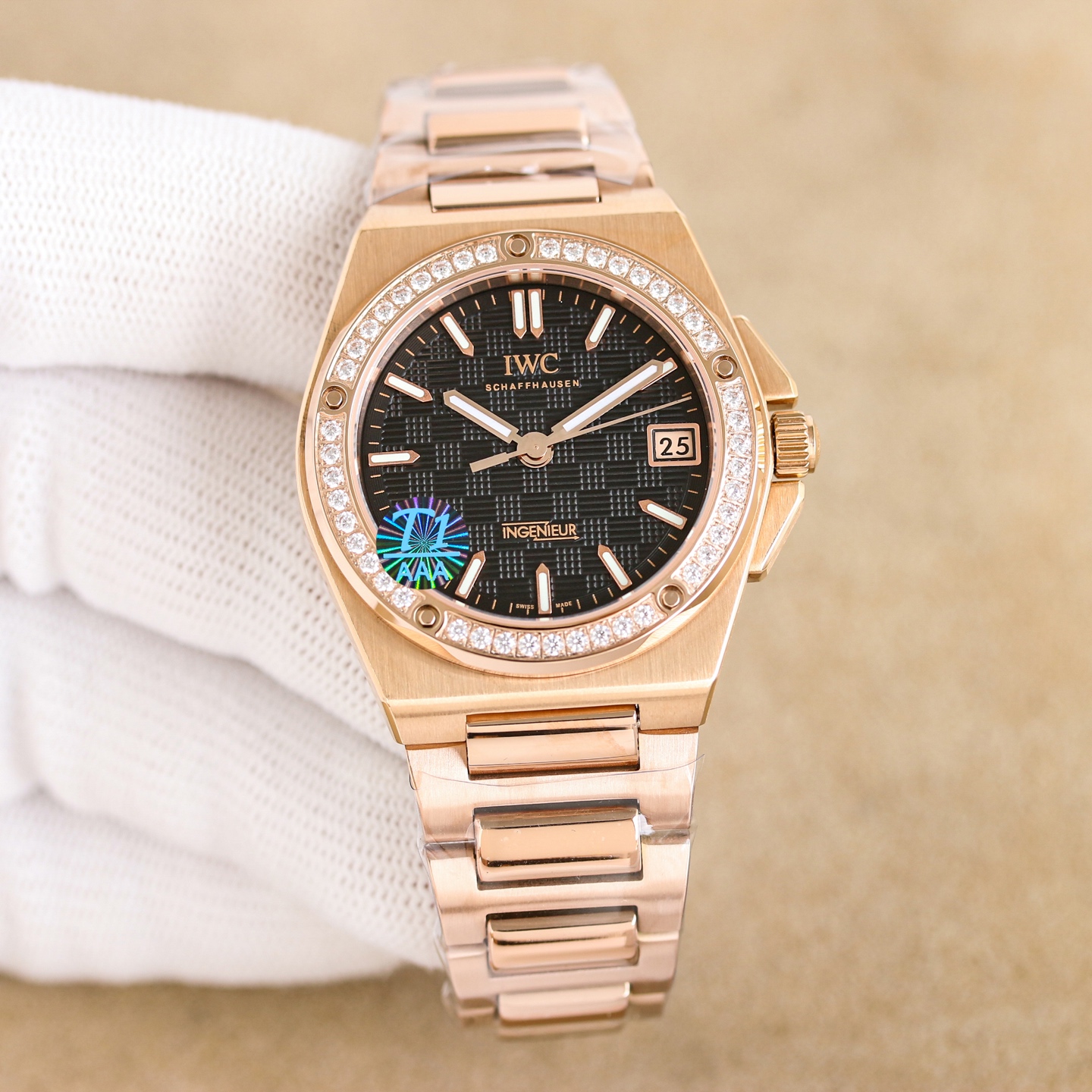 NO:879156,Unified IWS Factory2025 heavy recommendation | IWC’s new “Female Engineer” is the ultimate upgrade. The 35.1mm version of the IWC Women’s Engineer Automatic Watch is coming!  It took time to overcome multiple layers of technical difficulties, just to restore the top quality in the market, perfectly integrating precision and elegance, which can be called a masterpiece of ingenuity!  At the same time, the authentic core configuration of the watch strap is presented in two versions of the middle link - the frosted stainless steel strap has a restrained texture, while the bright pearl model is sparkling and exquisite, and every detail is closely matched with the original version.  The technical bottleneck has been completely broken. It is equipped with the original imported 9015 modified IWC 47110 fully automatic mechanical movement, 28,800 times/hour high-frequency vibration, accurate and stable travel time; the thickness is optimized to 9.4mm, which fits the wrist more comfortably. Double-sided anti-reflective  The curved sapphire glass mirror is clear and transparent, and the transparent bottom shows the movement of the movement. The 10 bar waterproof performance is suitable for various daily scenes. The iconic five-function screw bezel + 'grid' pattern dial are authentically reproduced, and the sporty gene and elegant style are combined in both directions.  The size details accurately restore the 35.1mm gold watch diameter + 13mm longitudinal spacing between the lugs, which perfectly matches the proportions of the original, and fits the wrist without being picky about the shape of the wrist. The dial technology has been upgraded and renovated. After stamping and molding, it is polished by the galvanizing process. There are four colors: green plate, rose gold plate, rose blue-green, and light blue plate. It reflects smart light and shadow under different lights, doubling the sense of layering and luxury!  IWS Factory's sincere work invites all watch friends to appreciate this ultimate collision of precision and aesthetics, and appreciate the ingenuity and charm of high-end watches!  ,,iwc,gold19860909统一 IWS Factory2025重磅推荐｜万国IWC新款“女工程师” 巅峰升级 IWC万国女款工程师自动腕表35.1mm版本震撼来袭！耗时攻克多层技术难关,只为还原市场顶级质感,将精准与优雅完美融合,堪称匠心力作！ 同步正品核心配置表带中间链节双版本呈现——磨砂精钢带质感内敛,中珠亮光款闪耀精致,每一处细节都与原版严丝合缝. 技术瓶颈全面突破搭载原装进口9015改万国47110全自动机械机芯,28800次/小时高频振频,走时精准稳定；厚度优化至9.4mm,贴合腕间更舒适.双面防反光弧面蓝宝石玻璃表镜清晰通透,透明表底尽览机芯运转,10巴防水性能适配日常多场景,标志性五颗功能螺丝表圈+“网格”纹表盘原汁原味复刻,运动基因与优雅格调双向拉满. 尺寸细节精准还原35.1mm黄金表径+13mm表耳纵向间距,完美契合正品比例,上手贴合不挑腕型. 表盘工艺升级焕新冲压成型后经镀锌工艺打磨,绿盘、玫瑰金盘、玫蓝绿、浅蓝色盘四款配色,在不同光线下折射灵动光影,层次感与高级感翻倍！ IWS Factory诚意之作,邀各位表友共赏这份精准与美学的极致碰撞,品鉴高端腕表的匠心魅力！,,iwc,gold,Watch