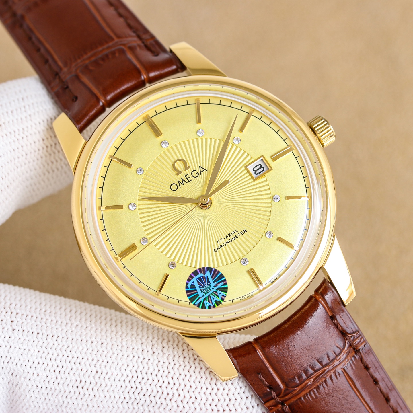 NO:923963,Platinum new Omega Seamaster series!  It took up to 6 months!  Ultra-thin men's automatic mechanical watch, using imported original movement (not domestically produced in the market), vibration frequency of 28,800 times per hour, zero repair quality, original size of 40mm in diameter, ultra-thin craftsmanship of 8mm, and imported calfskin from Italy!  The pot lid is made of glass!  Super waterproof to 100 meters!  The same style at the counter, reproduced one to one!  Bring him with you to show your sharpness and extraordinary style!  Dazzling brilliance, eternal nobility.,,omega,cowhide19860909白 金 新款欧米茄海马系列！耗时长达6个月！超薄男士自动机械腕表,采用进口原装机芯（非市场国产机）,每小时振频28800次,零返修质量,直径40mm原装尺寸,超薄工艺8mm,采用意大利进口小牛皮！锅盖玻璃材质！超强防水100米！专柜同款,一比一复刻！带上他锋芒尽显,气派不凡！耀眼光辉,永恒尊贵.,,omega,cowhide,Watch