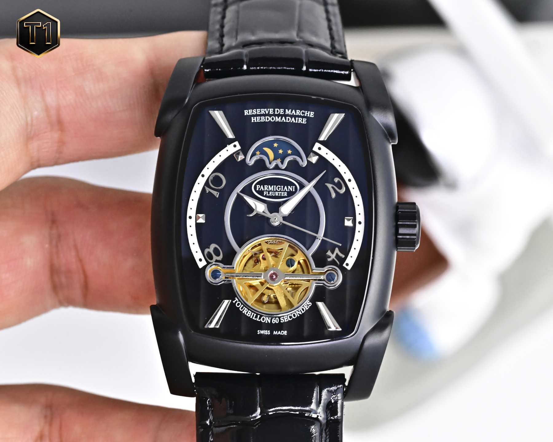 NO:943044,Platinum steel strap 20 classic reappearance - Parmigiani Fleurier PARMIGIANI Fangheng series men's watch [Type] Formal men's watch (all-match for business) [Movement] Fully automatic mechanical movement (Shanghai gold machine, more stable travel time) [Mirror] Mineral strengthened glass mirror (more high-definition) [Strap] Comfortable calfskin strap/316 solid steel strap. [Features] 12-digit moon phase window, 6-digit flywheel operation is clearly visible.  The overall design is simple yet stylish and beautiful_Opening a new era of simple and creative watches [Size] 45x37mm thick 14mm,,cowhide19860909白 金 钢带20 经典重现—帕玛强尼PARMIGIANI方恒系列男士腕表【类型】正装男士腕表（商务百搭）【机芯】全自动机械机芯（上海金机、走时更稳定）【镜面】矿物强化玻璃镜面（更高清）【表带】舒适小牛皮表带/316实心钢带.【特色】12字月相窗口,6字位飞轮运转清晰可见. 整体设计简约而不失时尚美感_开启腕表简约创意新时代【尺寸】45x37mm厚14mm,,cowhide,Watch