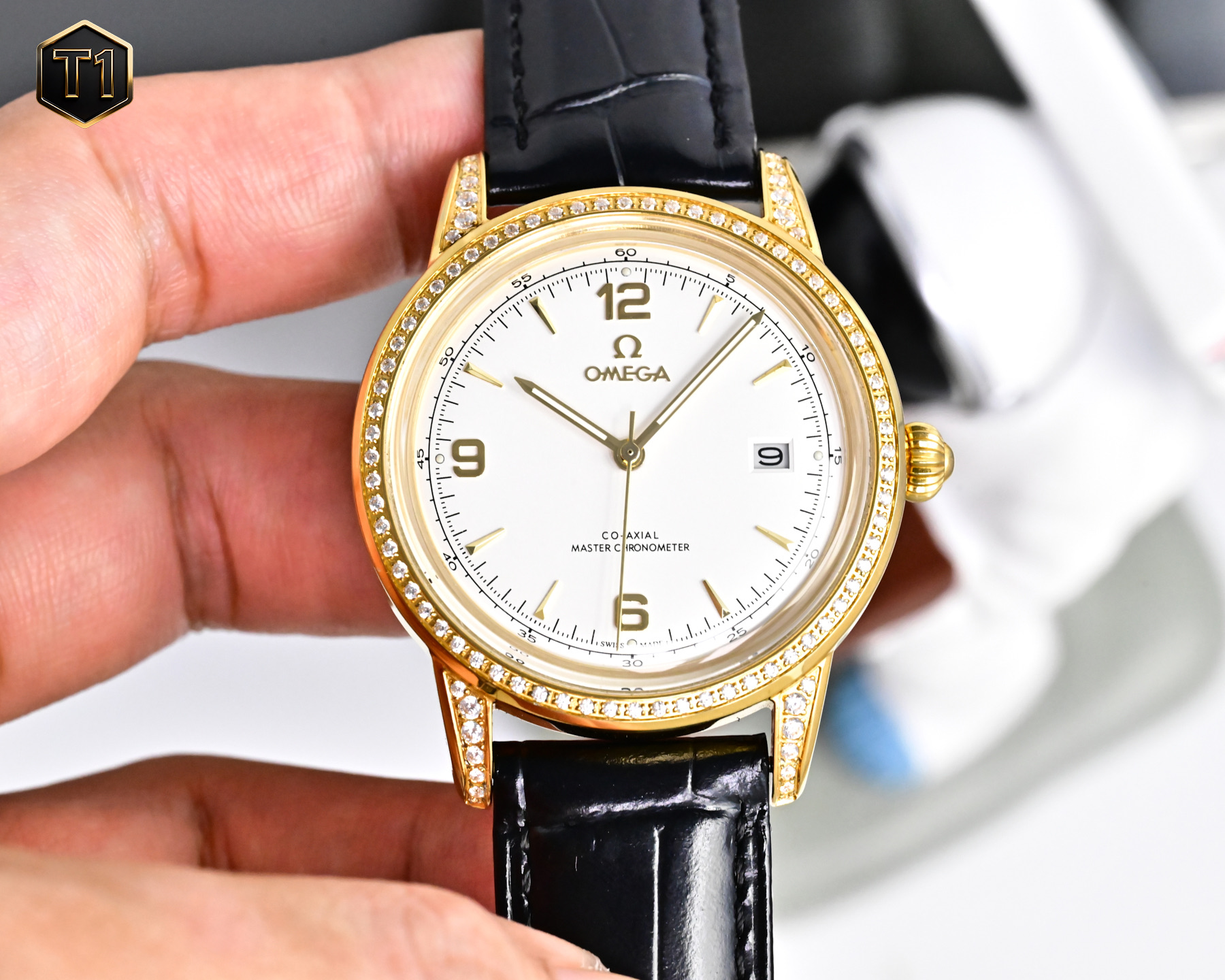 NO:943083,White 1200 gold 1250 new pot lid, hot new style, Omega - new pot lid, using 3D blue light three-dimensional glass, with imported movement (zero repair), Italian soft and comfortable ultra-thin cowhide, diameter 40mm, (super waterproof), high-end quality, superior quality, please look for exclusive quality!  Welcome to reprint!  ,,omega,cowhide19860909白1200金1250 新款锅盖 火热新款式 欧米茄-新款锅盖,采用3D蓝光立体版玻璃,搭配进口机芯（零返修）,意大利柔软舒适超薄牛皮,直径40mm,（超强防水）,高端品质 质量优越请认准独家品质！欢迎转载！,,omega,cowhide,Watch