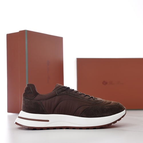 Loro Piana Homme : Élégance et confort avec ces sneakers en tissu technique marron 1 Loro Piana Homme : Élégance et confort avec ces sneakers en tissu technique marron