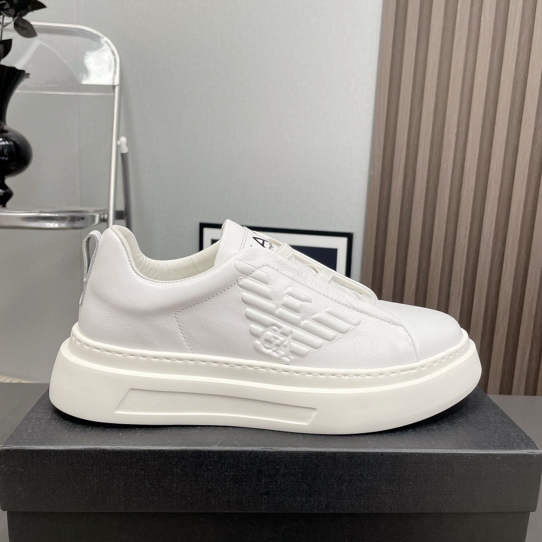 EA7 Recreational Sports Shoe: Emporio Armani Men’s Leisure Sneakers with Unique Design - 图片 5