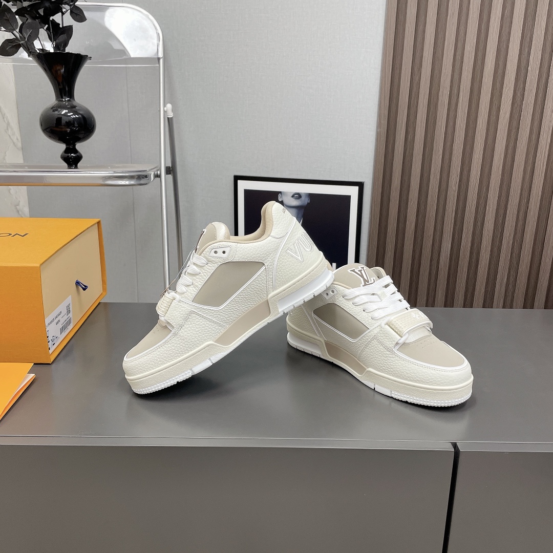 Louis Vuitton Spring 2025 Men's Leather Sneaker - Premium Quality & Comfort 5 i1741588533 3361 2