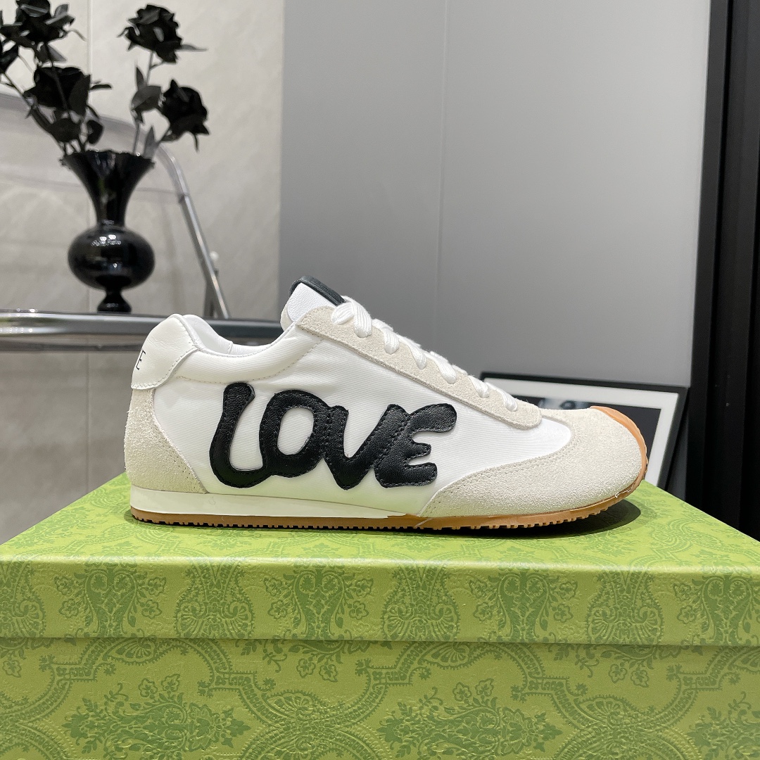 LOEWE 2025 VS New German Trainer Sneakers - Round Toe Color Block Design