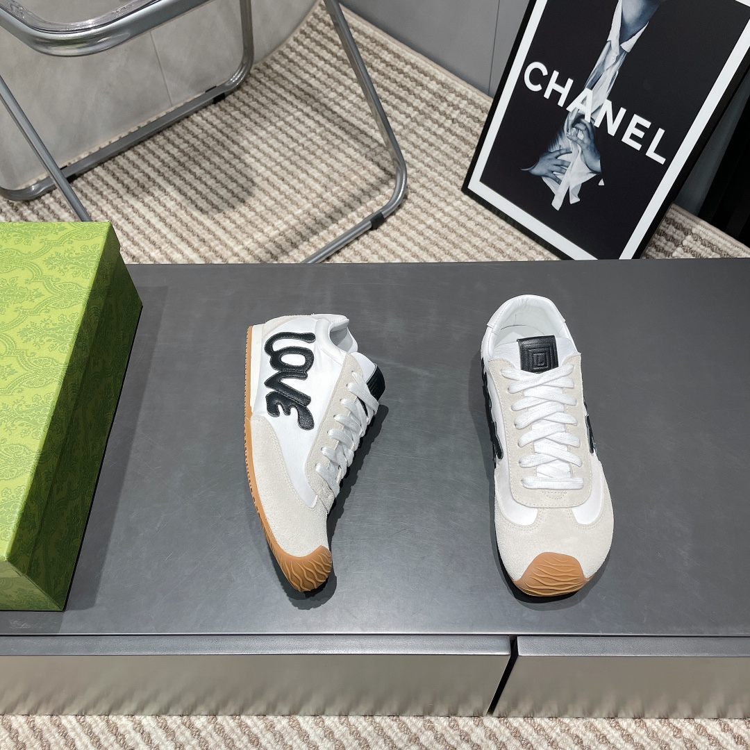 LOEWE 2025 VS New German Trainer Sneakers - Round Toe Color Block Design 6 i1742455002 185 4
