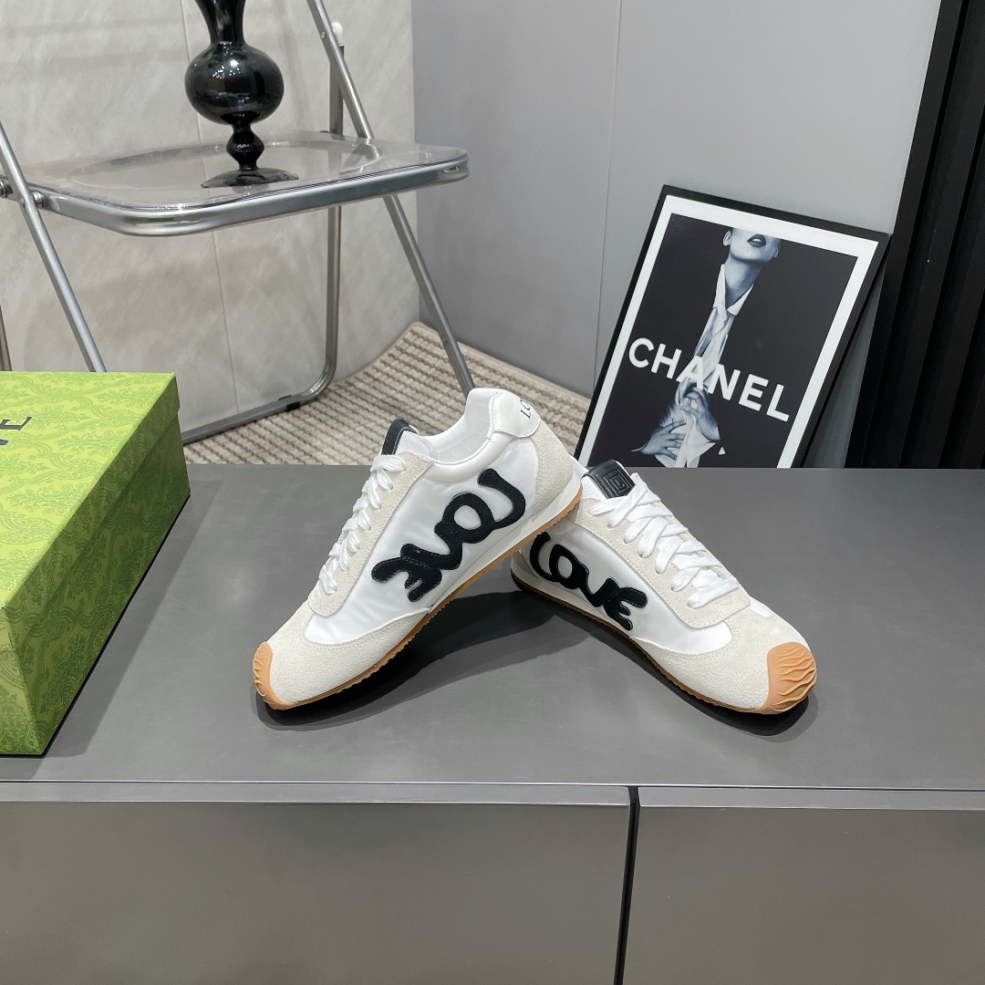 LOEWE 2025 VS New German Trainer Sneakers - Round Toe Color Block Design 5 i1742455002 4949 7