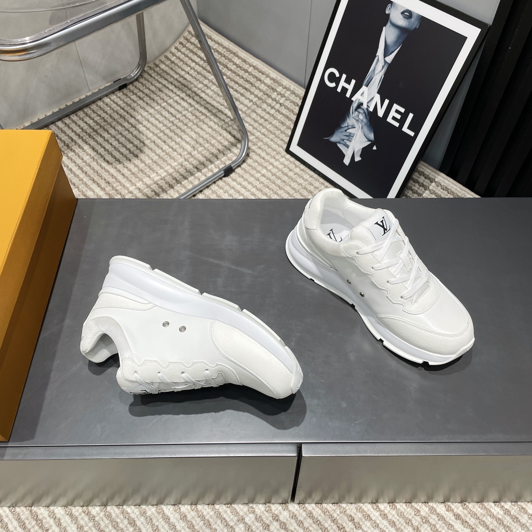 Louis Vuitton Early Spring White Leather Sneakers - Stylish & Comfortable 7 i1743246236 7277 5