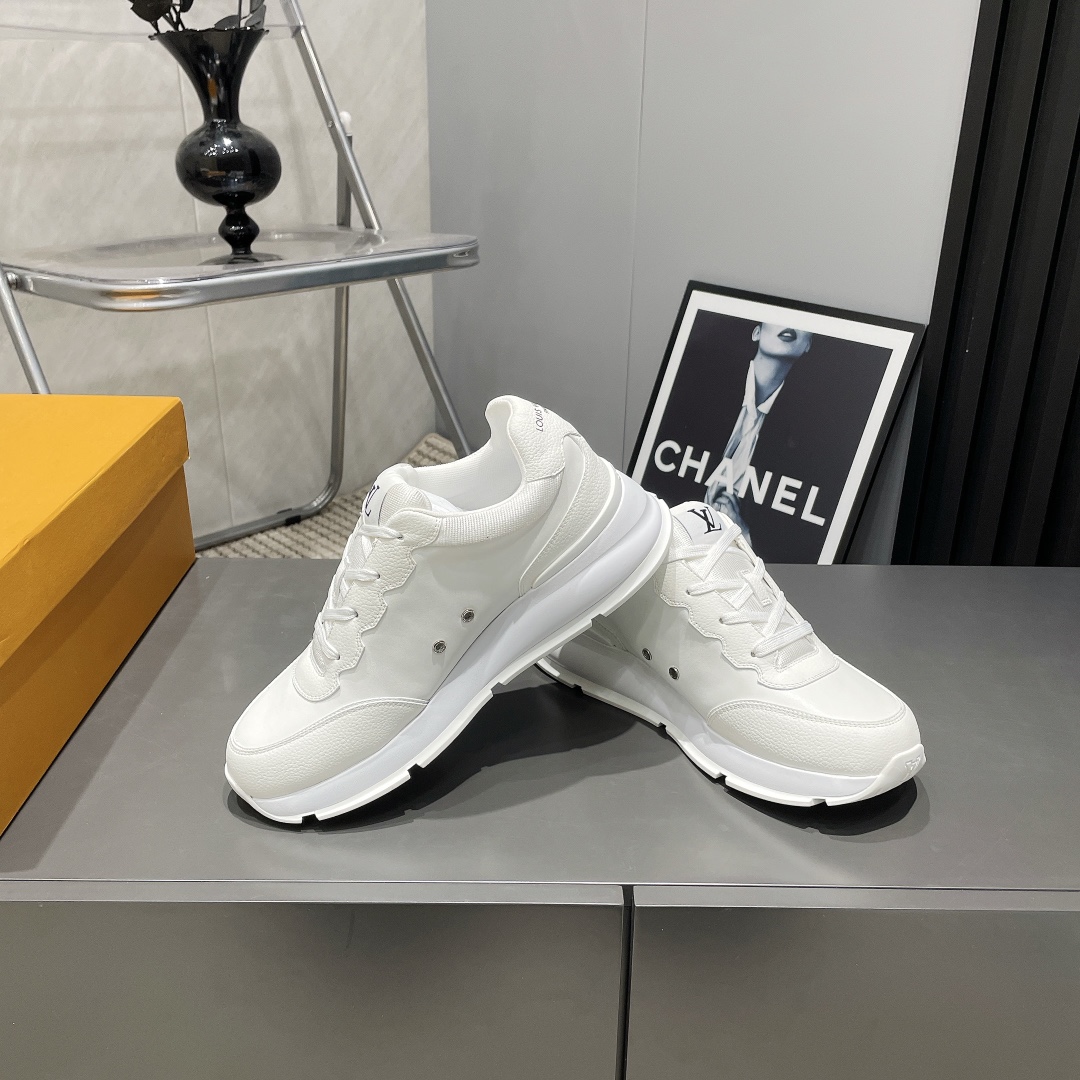Louis Vuitton Early Spring White Leather Sneakers - Stylish & Comfortable 5 i1743246236 7341 7