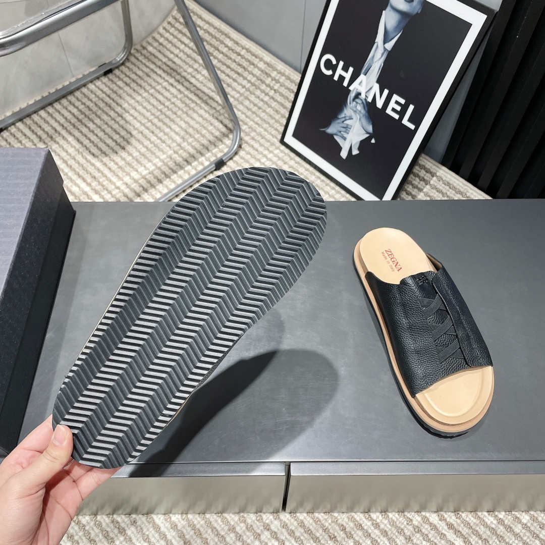 “Zegna 2025 Spring Summer Leisure Series: Light, Lazy Design with Traditional Craftsmanship” - 图片 9