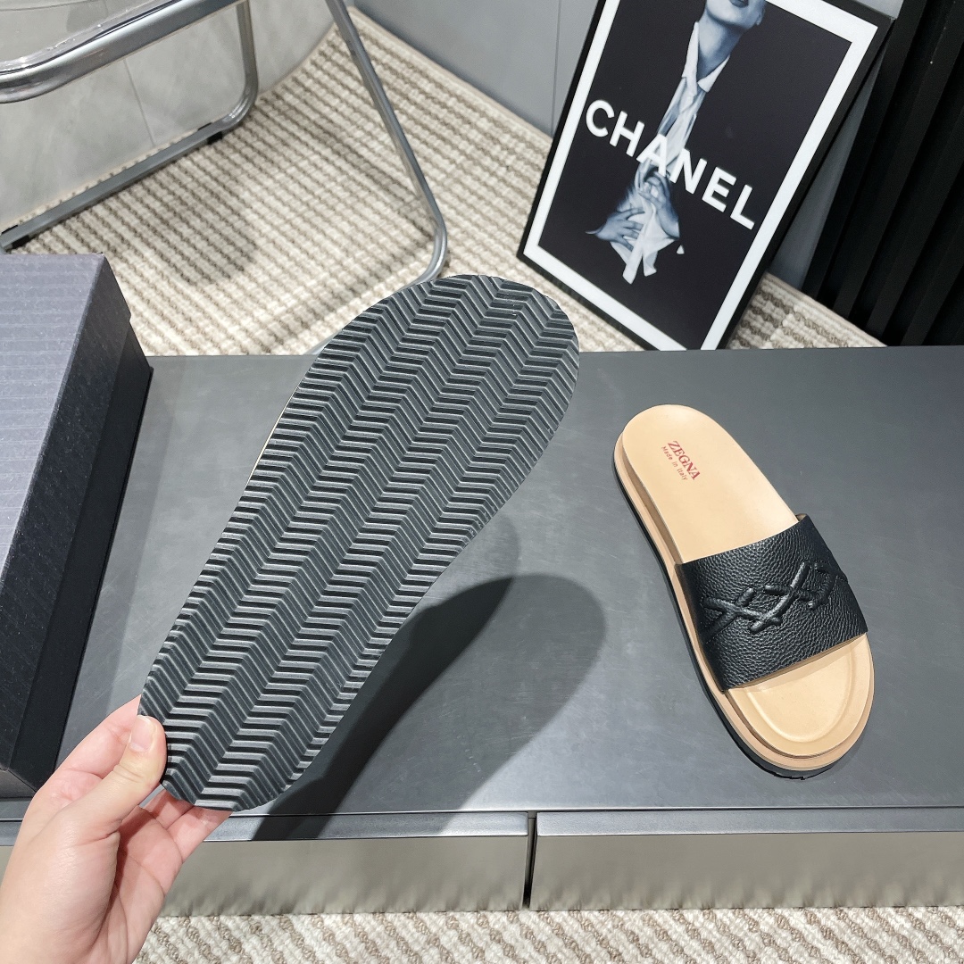 “Zegna 2025 Spring Summer Shoe Collection: Light, Lazy Designs for Fast Pace” - 图片 9