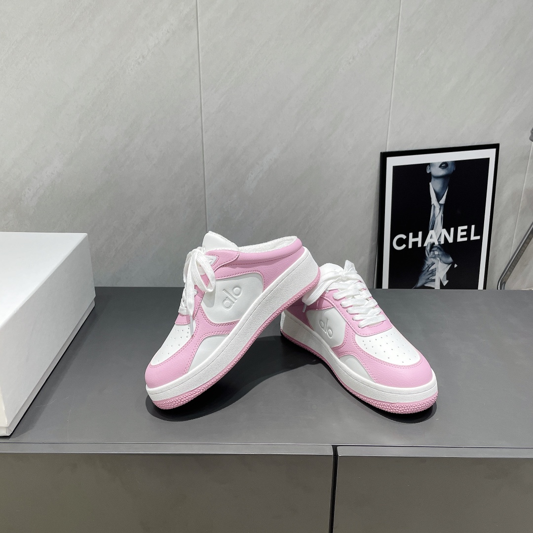 Alo Yoga Women's Chunky Sole Mule Sneakers in Pink and White Leather 5 i1744442016 9096 4