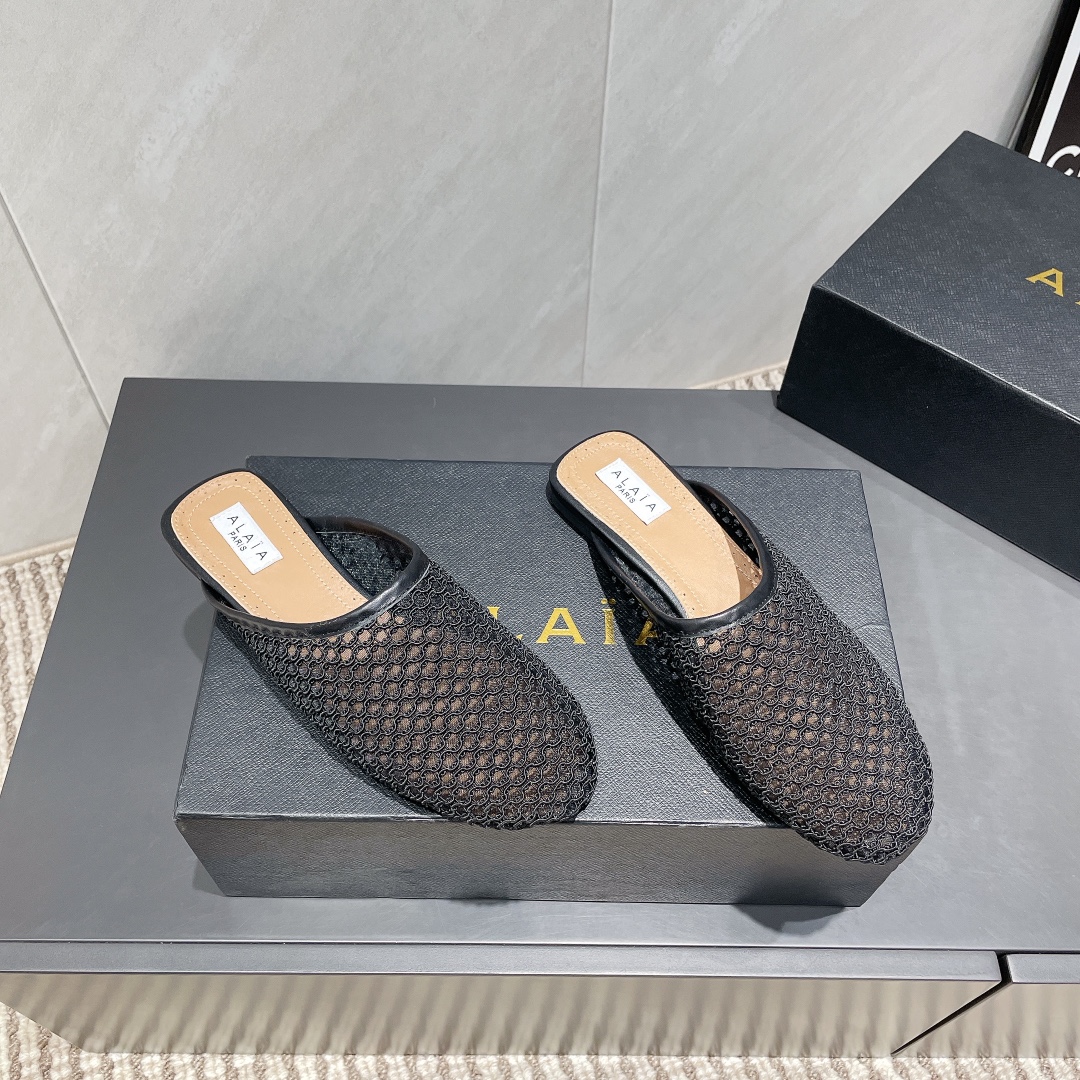 Alaïa Flat Mule: Sexy & Elegant Open Back Single Shoes - Perfect for Any Outfit 4 i1746685944 1667 1