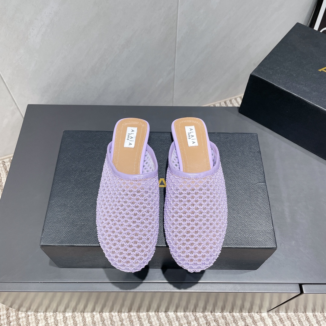 Alaïa Spring Half-Slipper Flats - Fashionable and Elegant Women's Shoes 3 i1746686130 2402 2