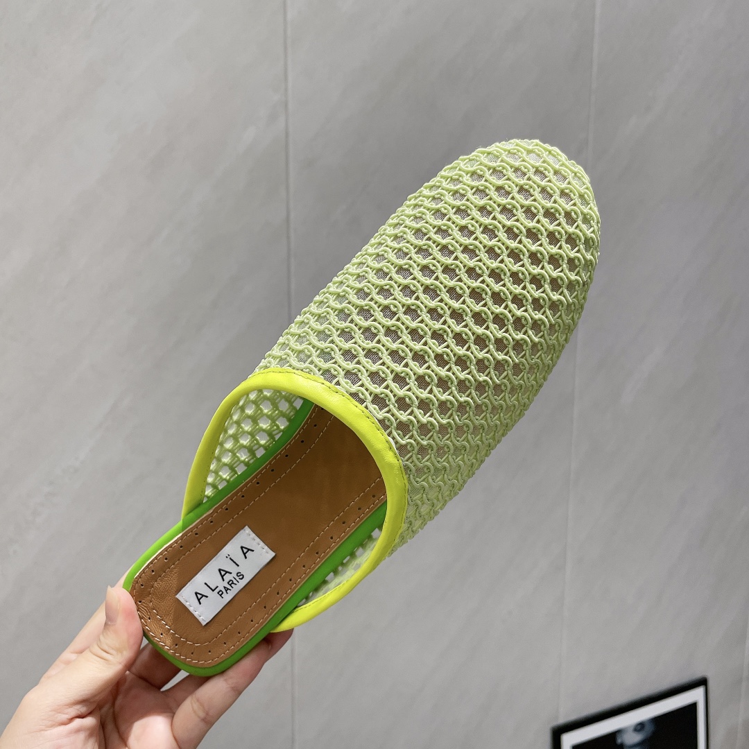 Alaïa Spring 2025 Mesh Mules - Elevate Your Style with Comfort and Elegance 7 i1746686202 2431 7