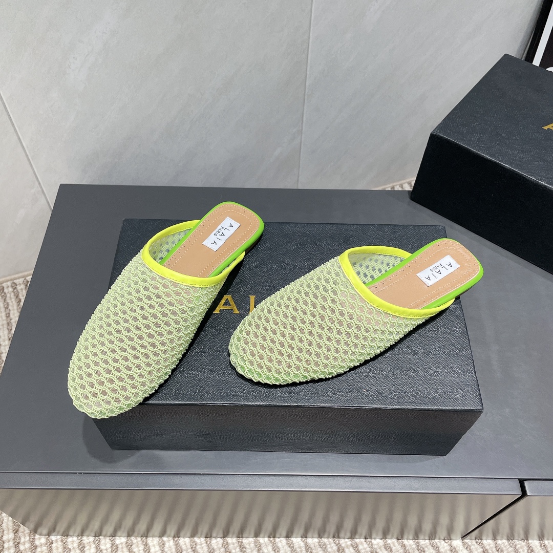 Alaïa Spring 2025 Mesh Mules - Elevate Your Style with Comfort and Elegance 5 i1746686202 6033 3