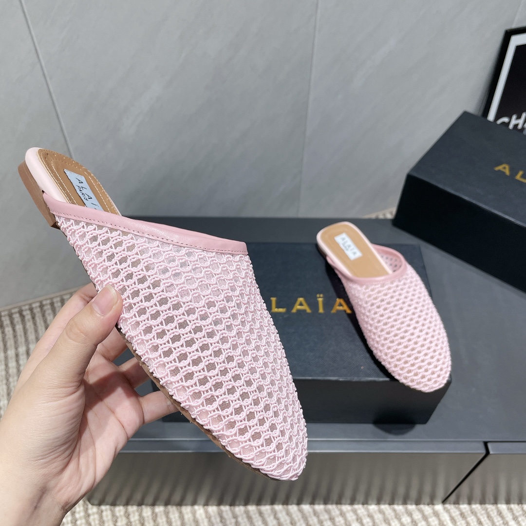 ALAIA 2025 Spring Flat Half Slippers - Fashionable and Elegant 1 ALAIA 2025 Spring Flat Half Slippers - Fashionable and Elegant