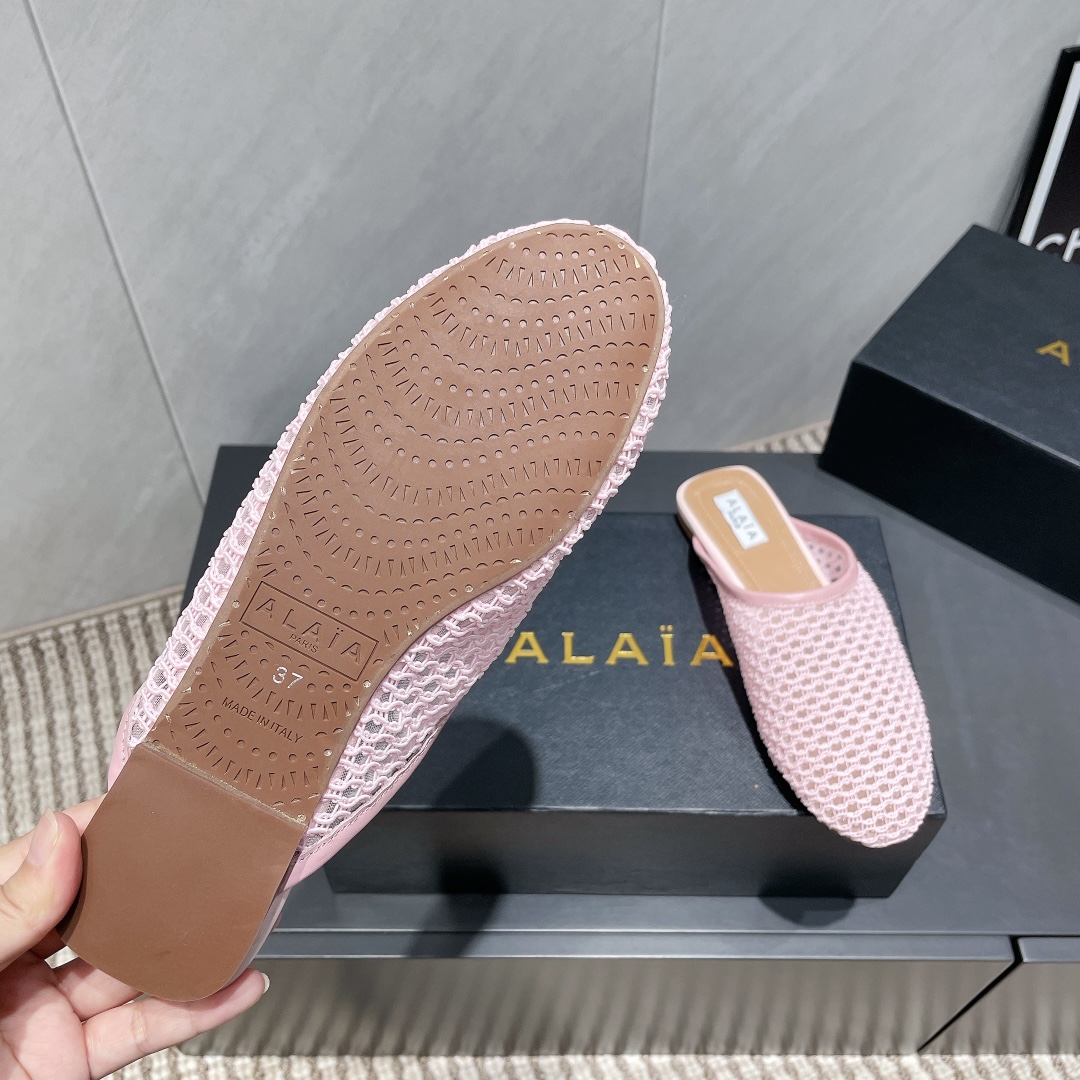 ALAIA 2025 Spring Flat Half Slippers - Fashionable and Elegant 10 i1746686592 6234 3