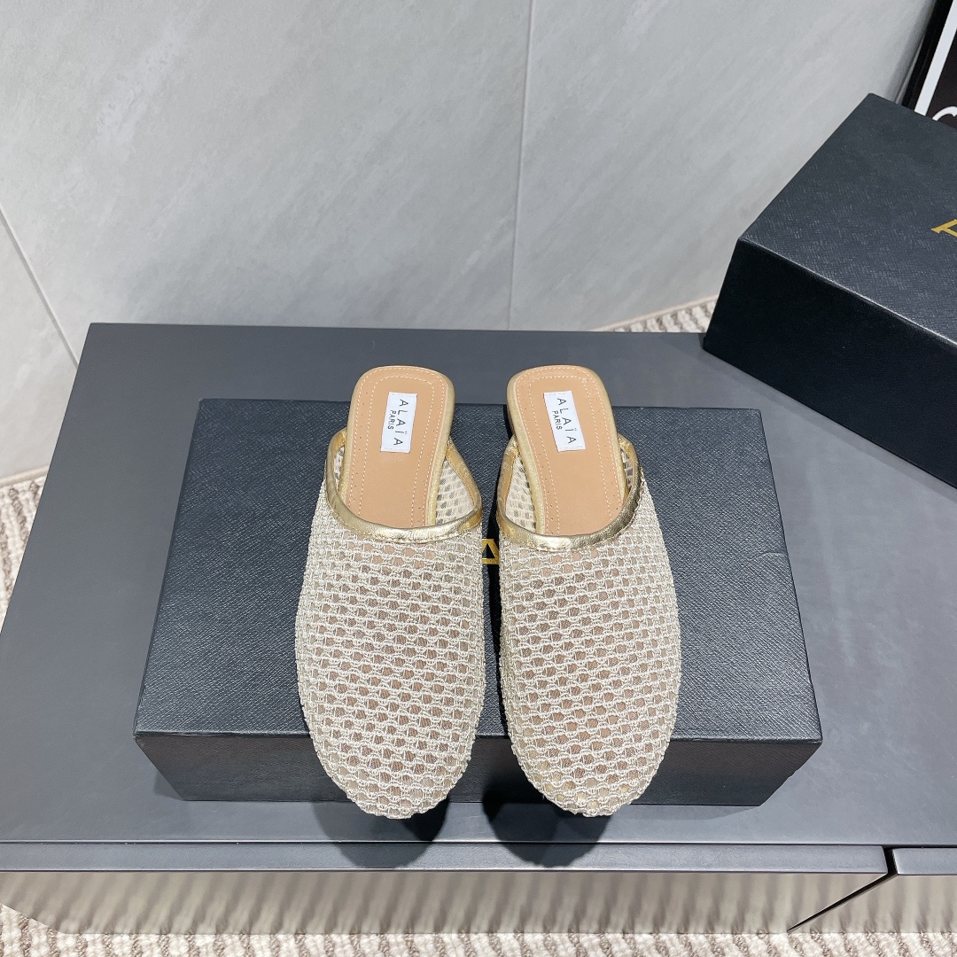 Alaïa Flat Mules - Elegant Mesh Design, Comfortable & Versatile Spring Shoes 3 i1746686631 8627 5