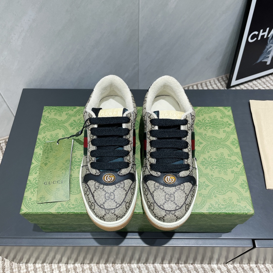 NO:402460,: Women and men's 'Top Version' [Couple Style Small Dirty Shoes] G Home Gucci Small Dirty Shoes Full Series Upgrade Long-term Production GG Gucci Series Old Casual Small Dirty Shoes Showcase ZP Development Pure Original Version... Metal Double G Crystal Cylindrical Mark... Gucc Original Pattern Webbing... Upper Stain Color Cowhide Staining Classic Double G Cloth Fabric: Customized Cowhide All Oil Edge Seal Inner: Customized Original Towel Cloth, Delicate Soft, More Comfortable and Breathable Foot: Cowhide Latex Injection Molding, Private Moulded Steel Printing Outsole: Original Open-die Two-color TPU Sole (Lower Layer, Narrow Upper Layer) Packaging: Original Aircraft Box Packaging Size: 35-44 (Female 34.41.42 Male 38.45.46 Customized No Returns and Exchanges)  Color: Official website synchronous update, casual shoes/sports shoes, gucci, gucci, gucci, gucci, gucci, sneakers, cowhide19860909:女男《顶级版本》【情侣款小脏鞋】 G家古驰小脏鞋全系列升级 长期做货 GG古奇系列做旧休闲小脏鞋走秀款 ZP开发纯原版本……金属双G水晶圆柱形标……Gucc原版纹织带……鞋面擦色牛皮磨砂拼接经典双G布 面料:定制牛皮全油边封口工艺 内里:定制原版毛巾布里,细腻柔软更舒适透气 垫脚:牛皮乳胶注塑一体,私模钢印  大底:原版开模双色TPU大底(下层宽,上层窄) 包装:原版飞机盒包装 码数:35-44（女34.41.42男38.45.46定制不退换） 颜色:官网同步更新,休闲鞋/运动鞋,gucci,gucci,gucci,sneakers,cowhide,Women's Shoes