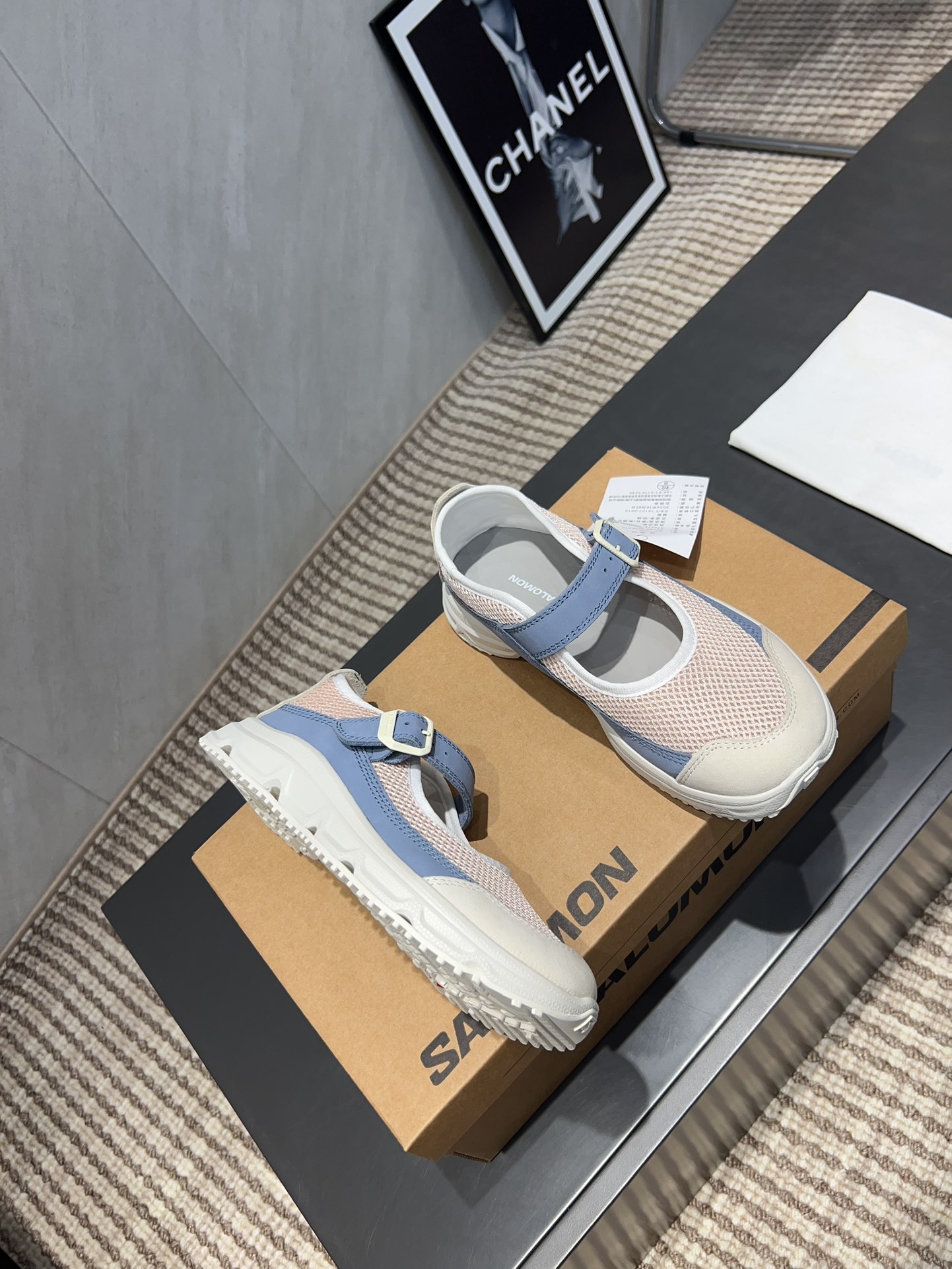 Limited Edition Salomon XT Whisper Shoes with Unique Features and Custom Design - 图片 4