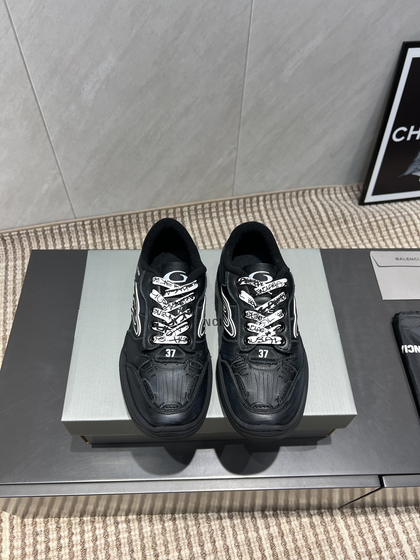 Balenciaga P888 Sneakers: Top Edition vs. Breakout Campaign Series - 图片 9
