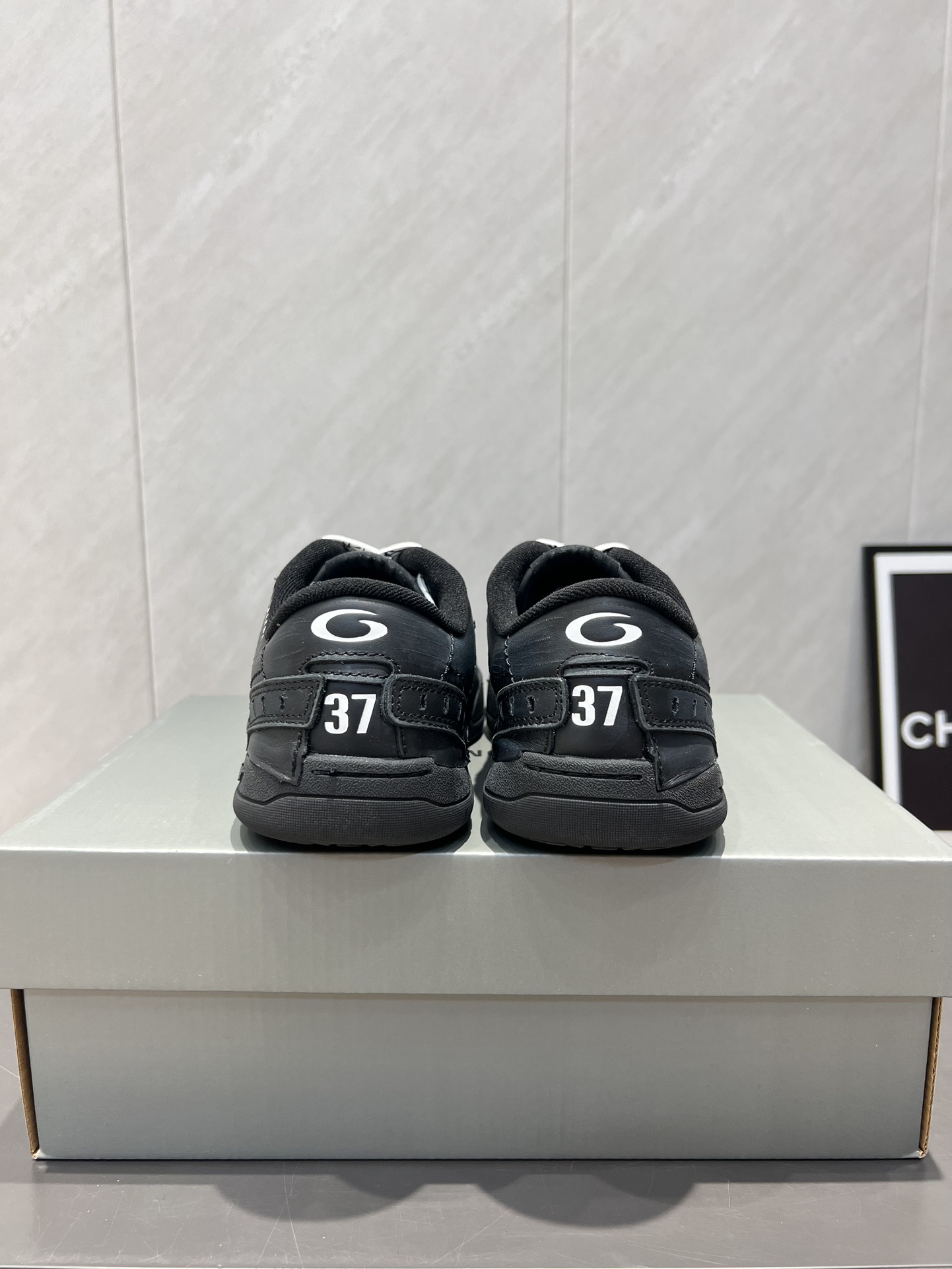 Balenciaga P888 Sneakers: Top Edition vs. Breakout Campaign Series - 图片 7