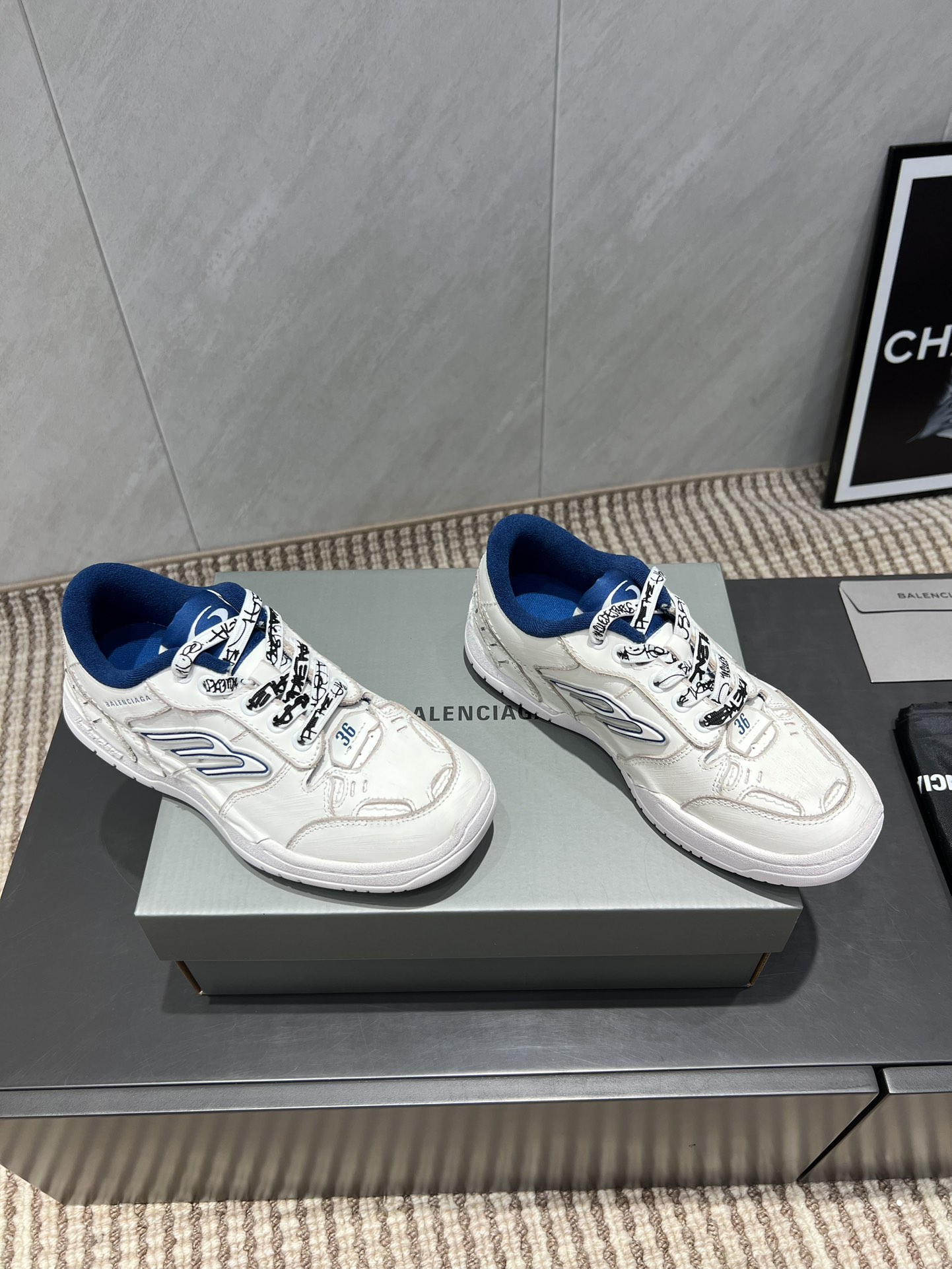 “Exclusive: Palenciaga P888 Couple Sports Shoes, Top Edition” - 图片 1