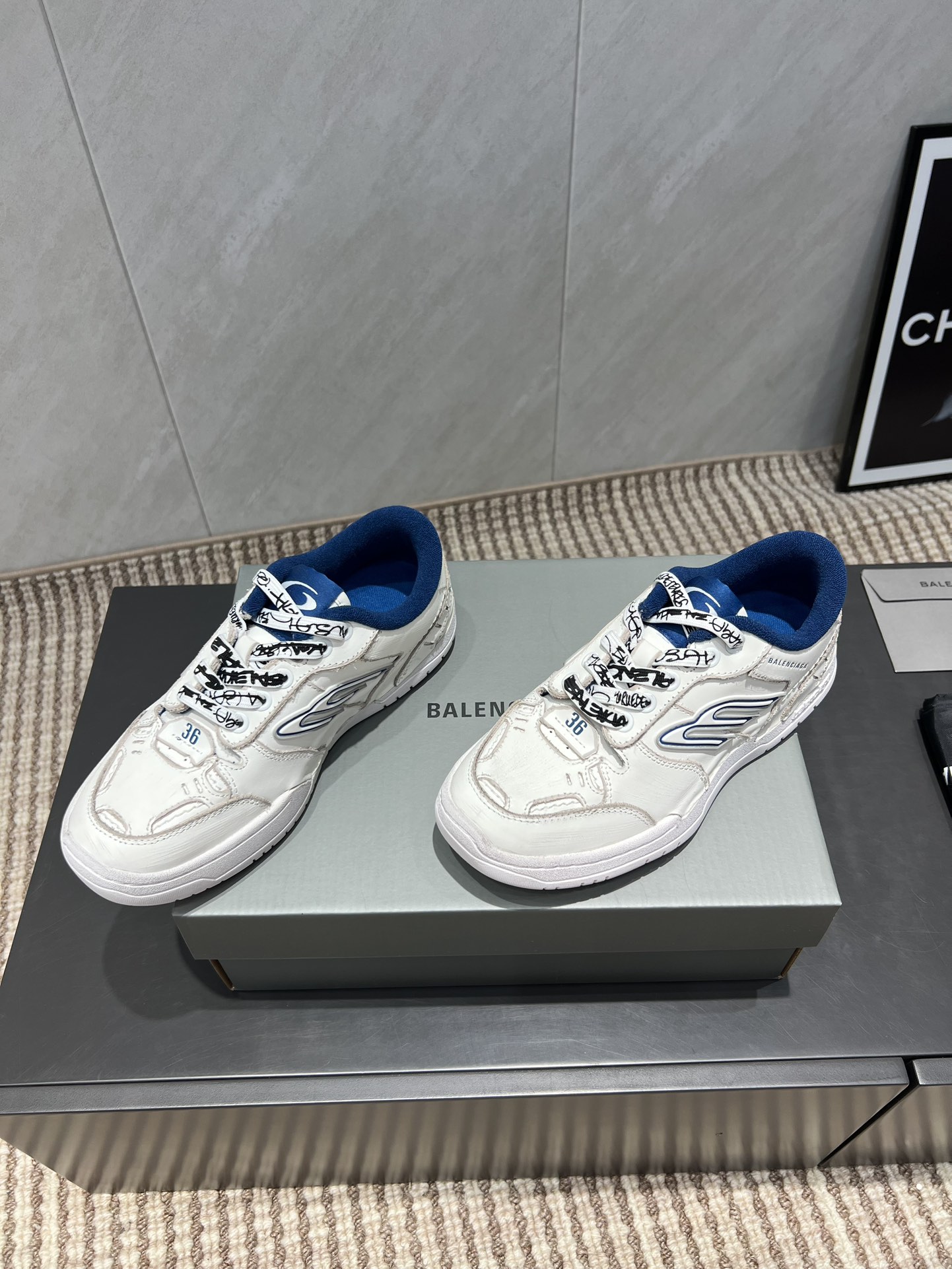“Exclusive: Palenciaga P888 Couple Sports Shoes, Top Edition” - 图片 2