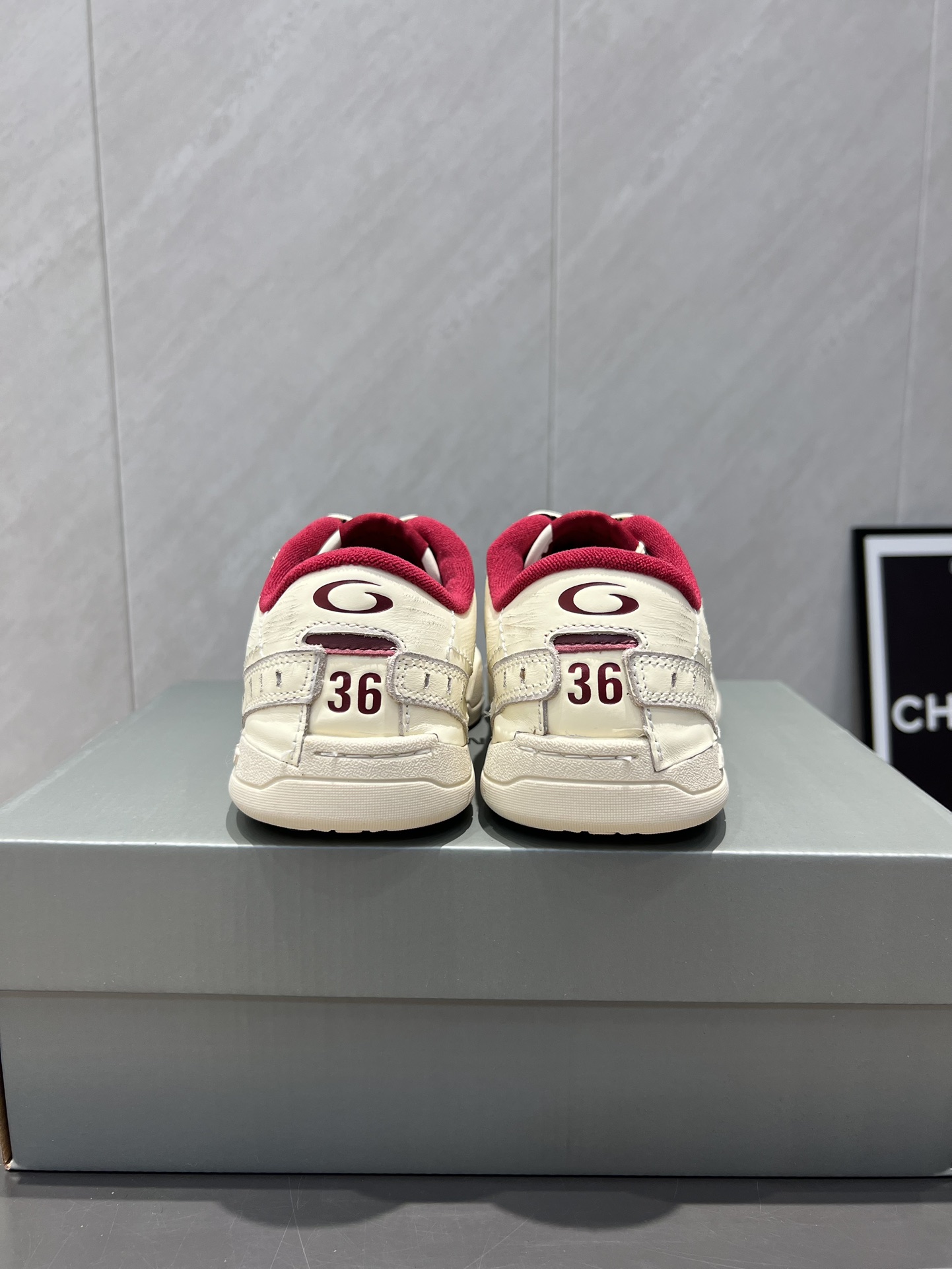 Balenciaga P888 Sneakers: Innovative Design Inspired by Track and Runner Models - 图片 8