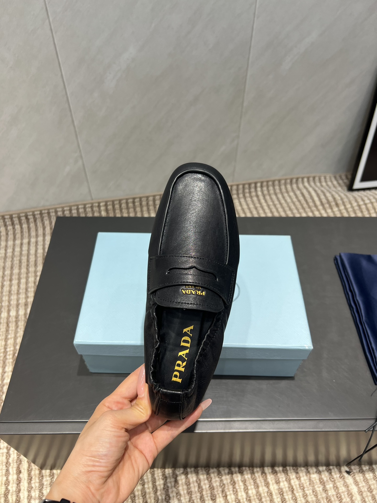 “Custom Monopoly Top Version Shoes: Prad-Apula 2025vs Series Review” - 图片 6