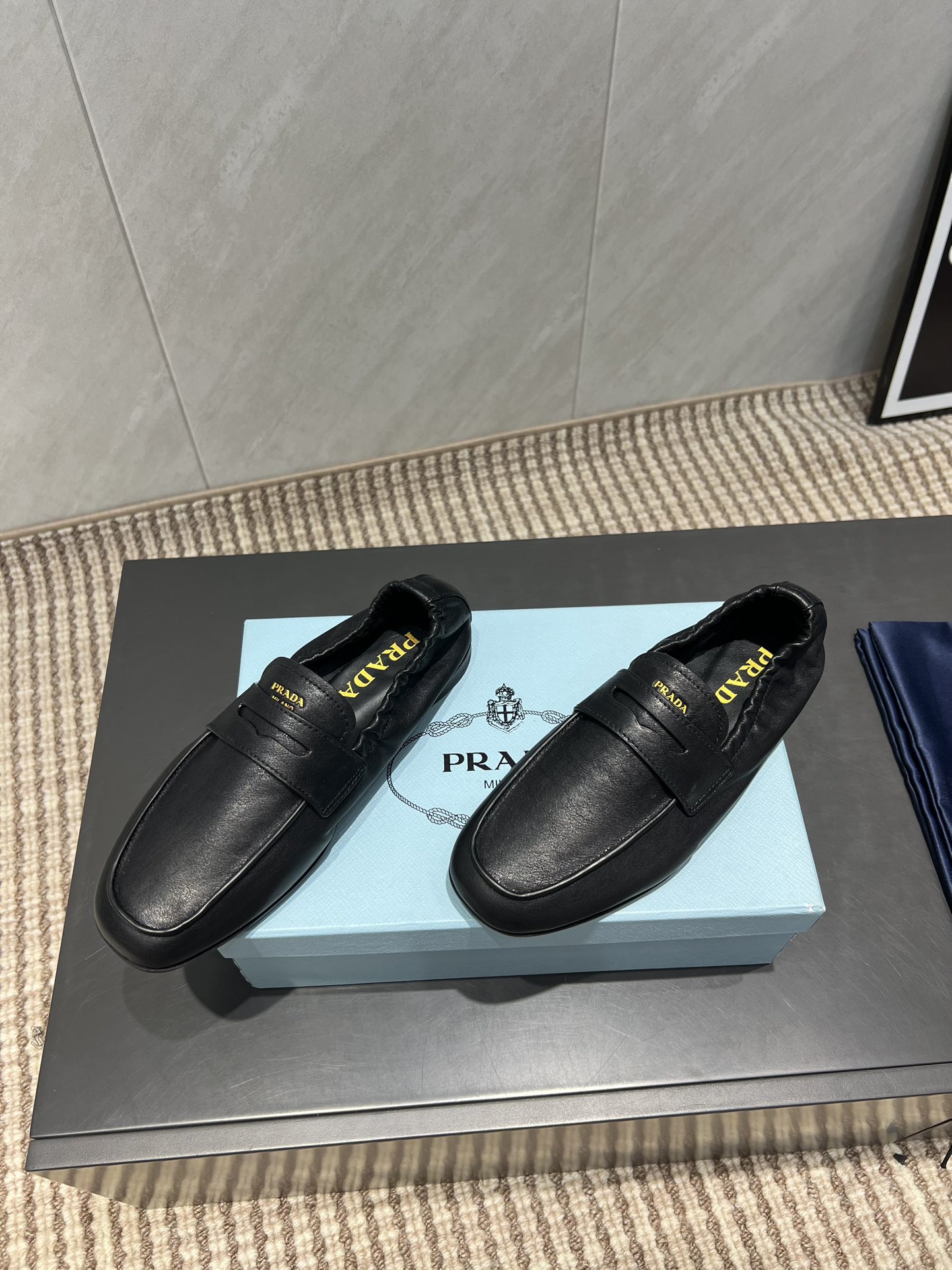 “Custom Monopoly Top Version Shoes: Prad-Apula 2025vs Series Review” - 图片 2