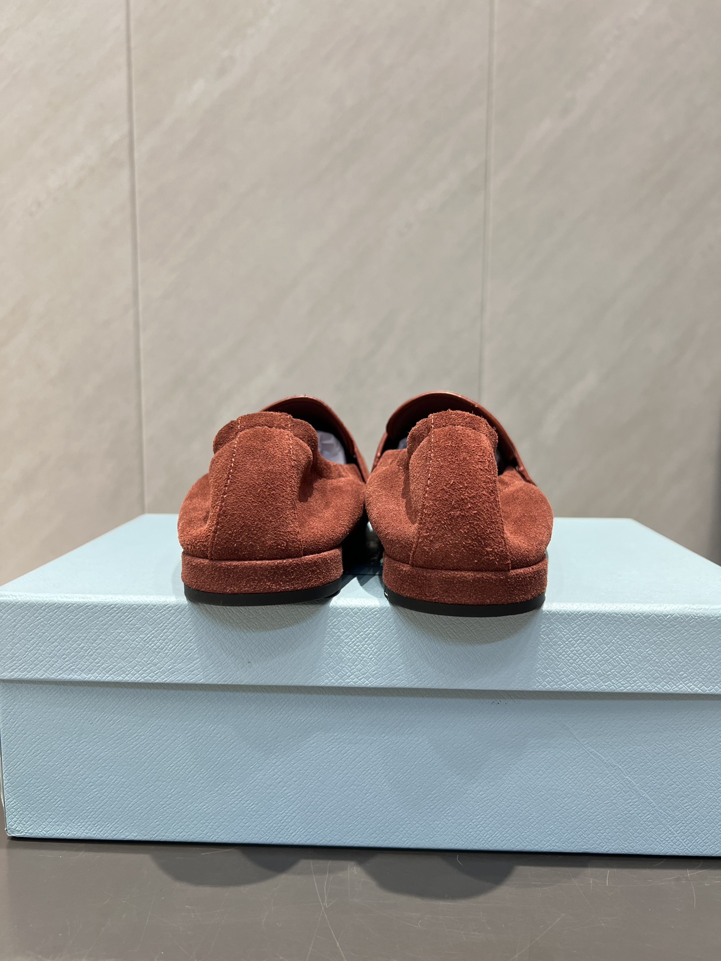 Custom Monopoly Top Version Shoes: Popular Customized Leather Sneakers for 2025 - 图片 8