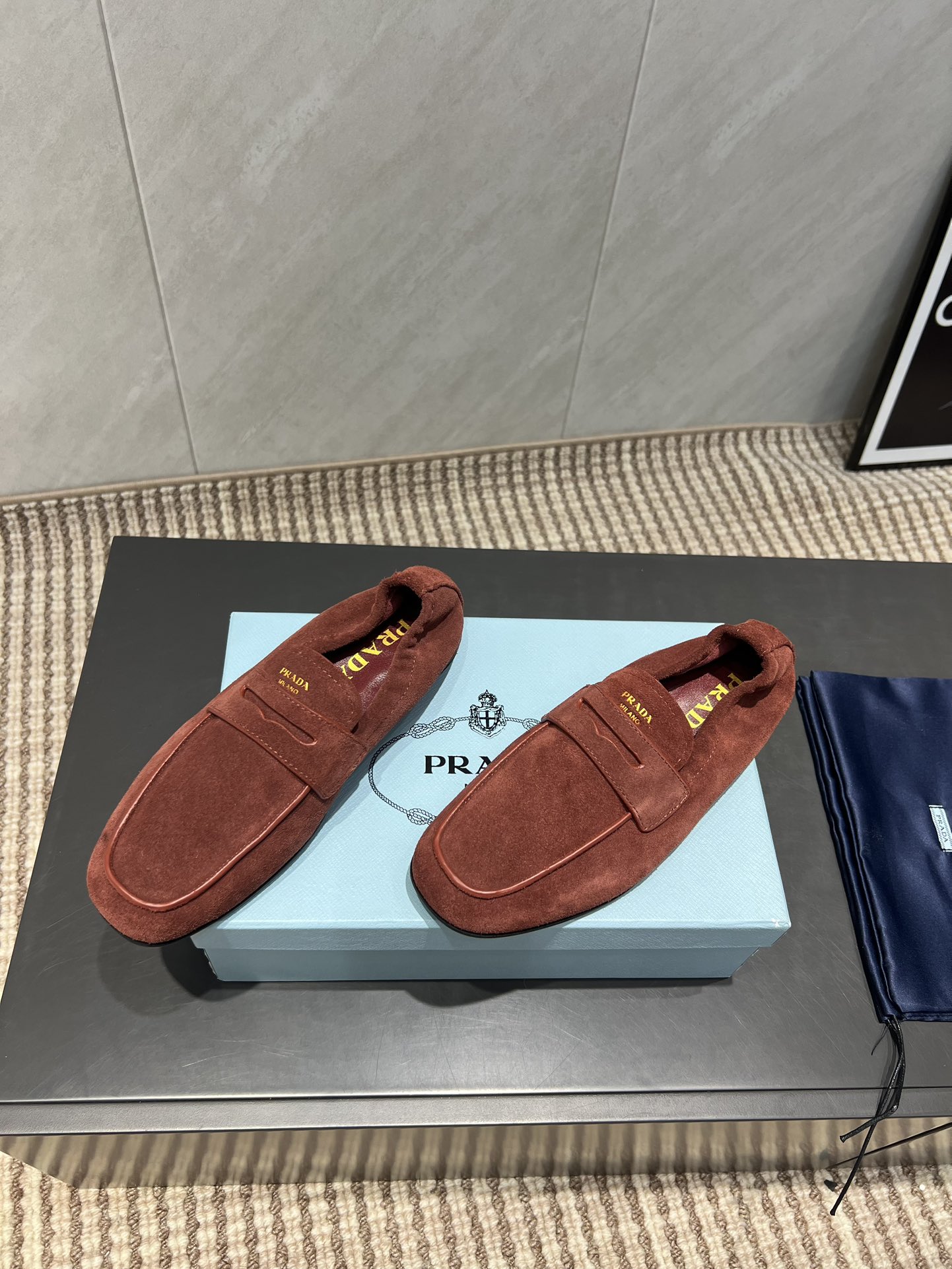 Custom Monopoly Top Version Shoes: Popular Customized Leather Sneakers for 2025 - 图片 2