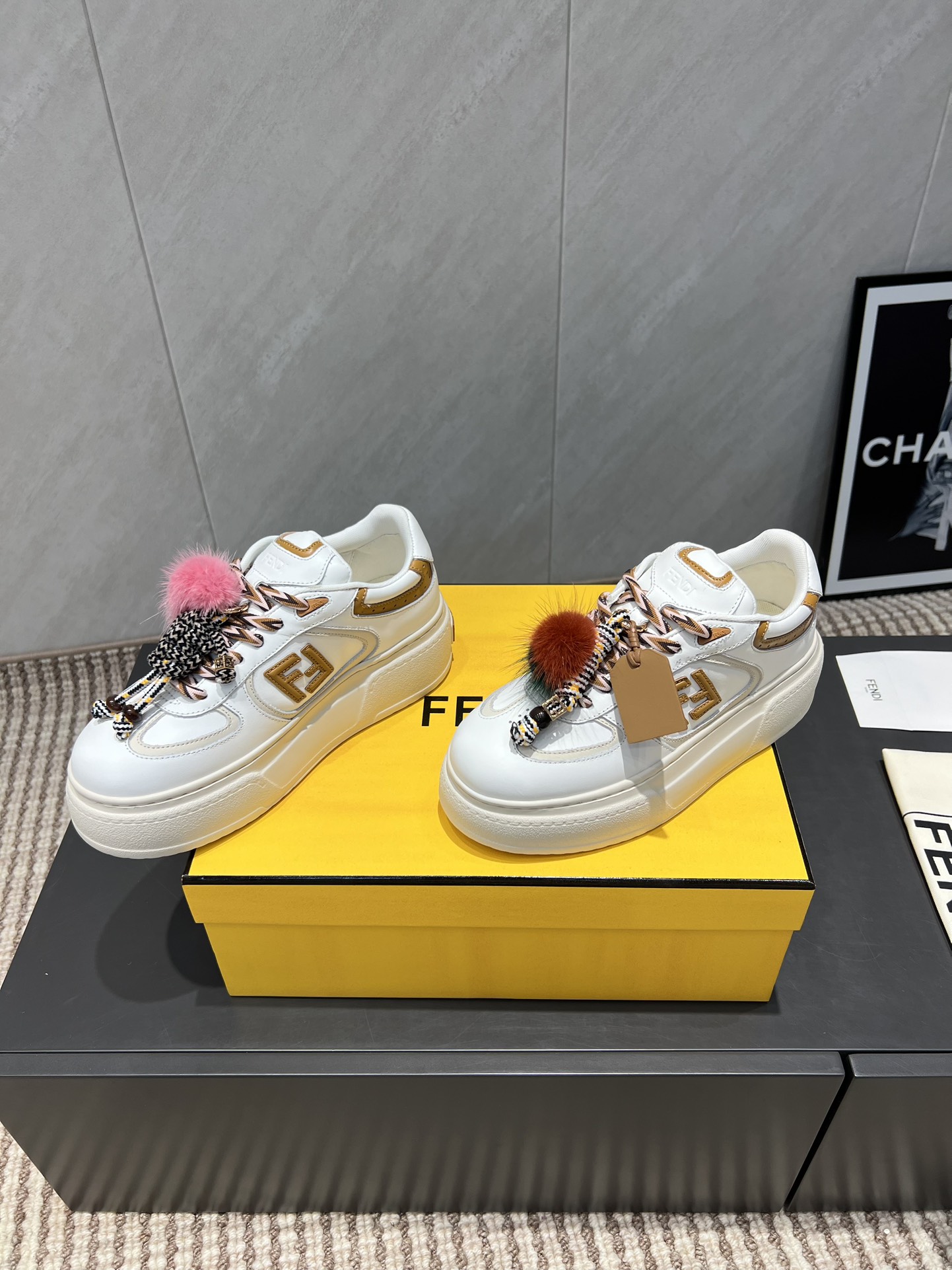 “Original Designer Footwear Collection: High-Quality, Customized, and Comfortable” - 图片 2