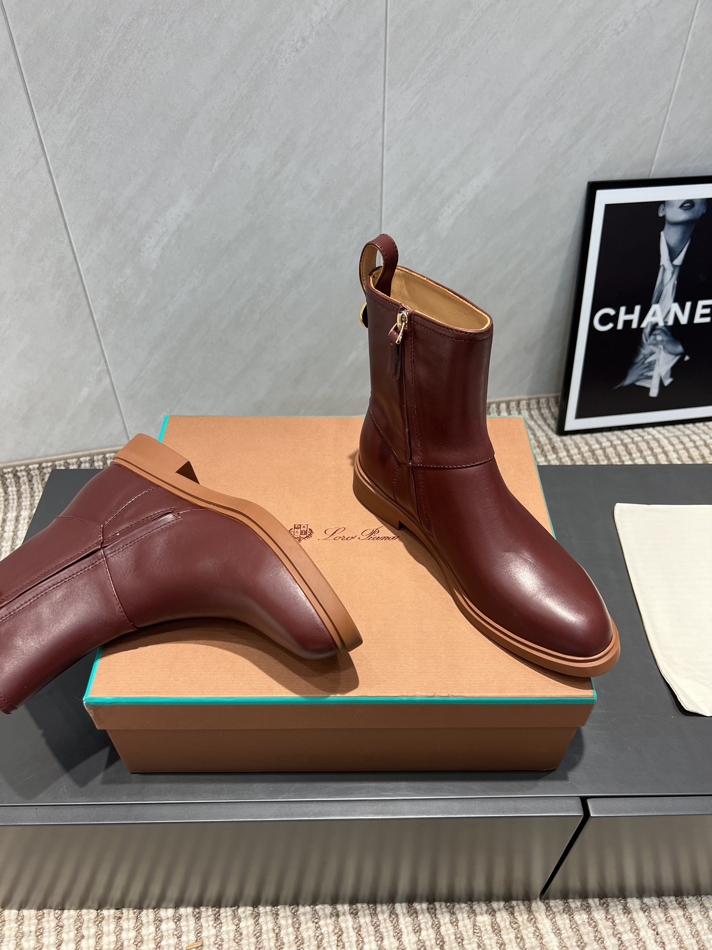 Loro Piana Women's Round-Toe Leather Zip Ankle Boots - Luxurious Comfort 8 i1755281623 7118 5