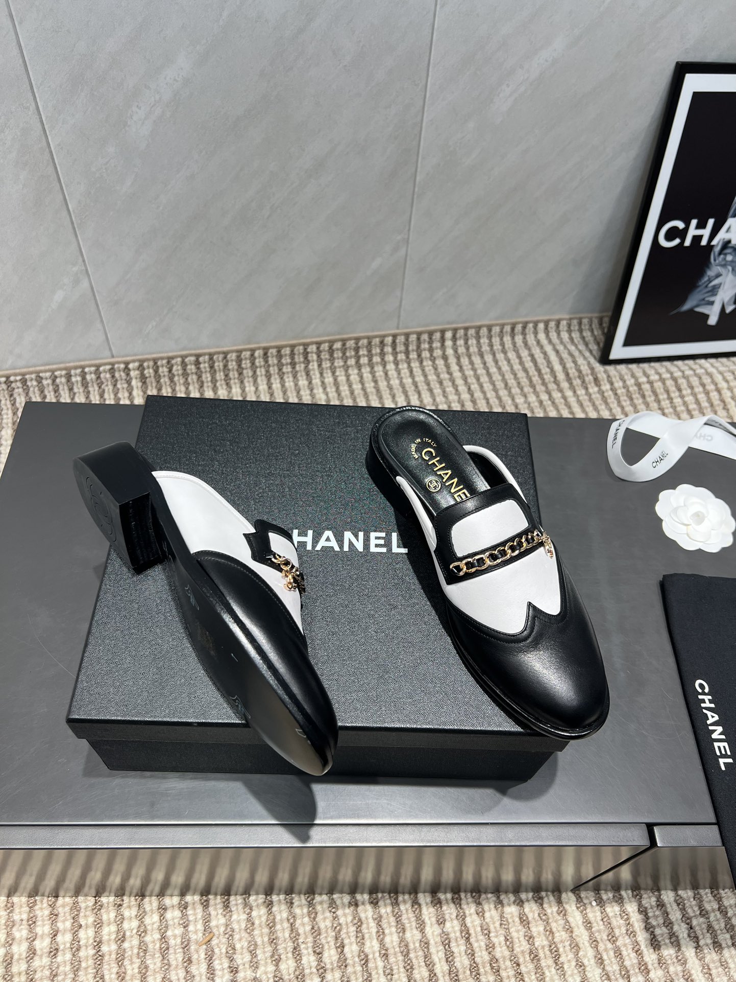 Chanel Women's Black & White Leather Chain Embellished Loafer Mules 8 i1755283851 9134 8